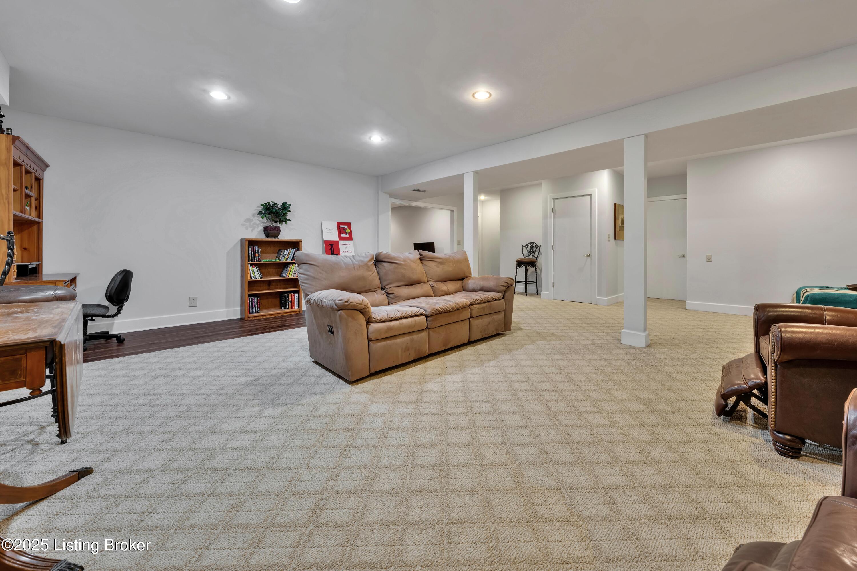 2607 Ballantrae Cir