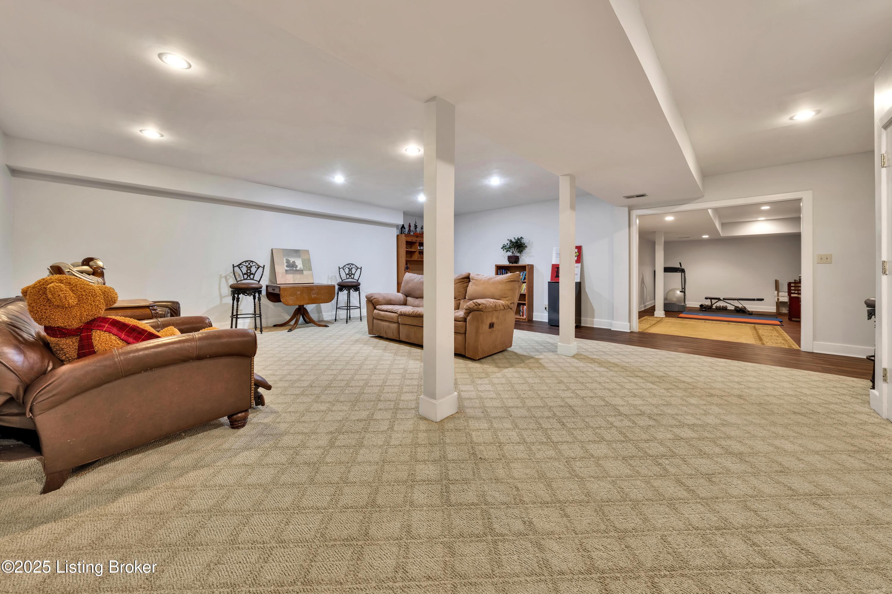 2607 Ballantrae Cir