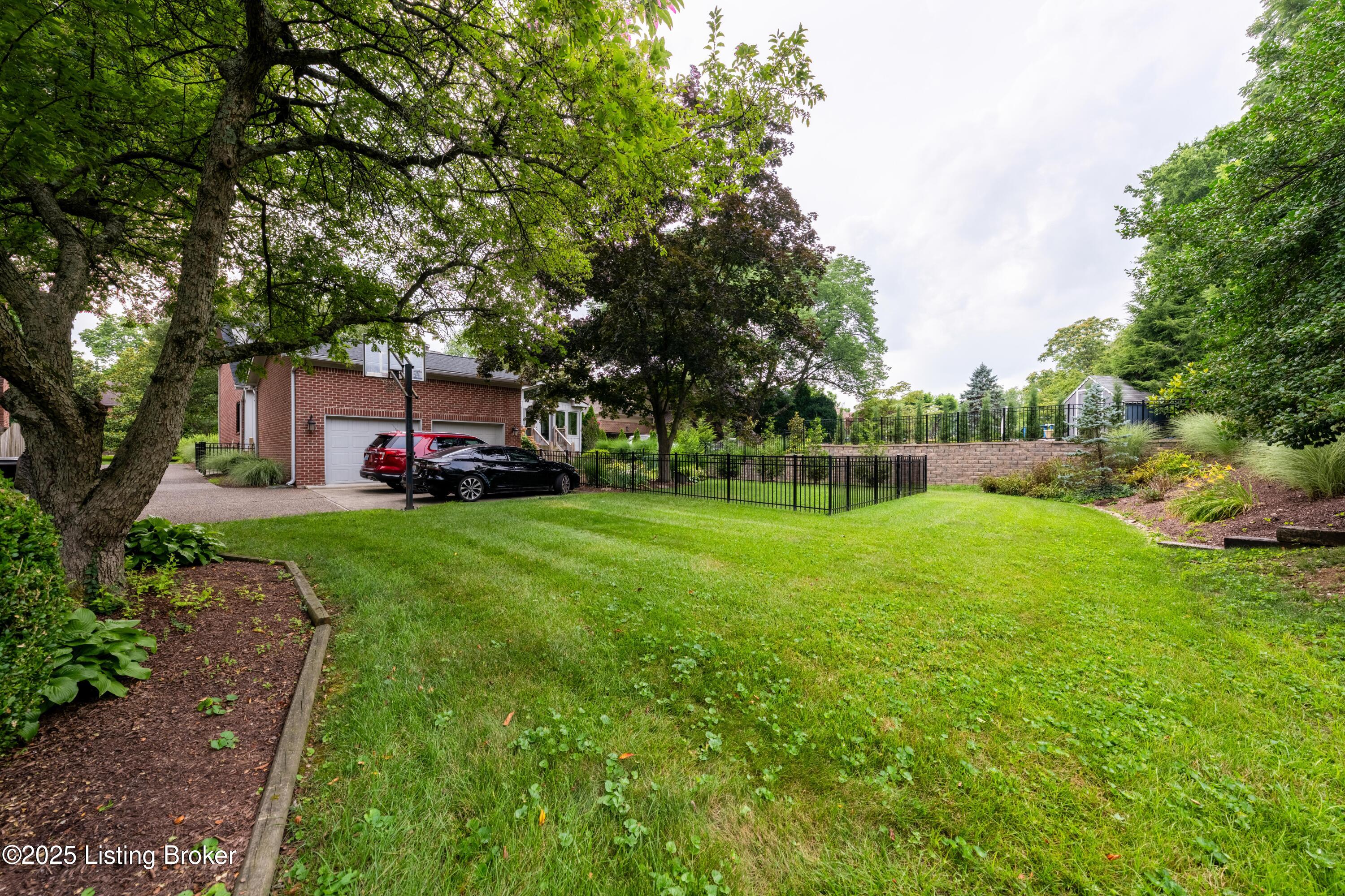 2607 Ballantrae Cir