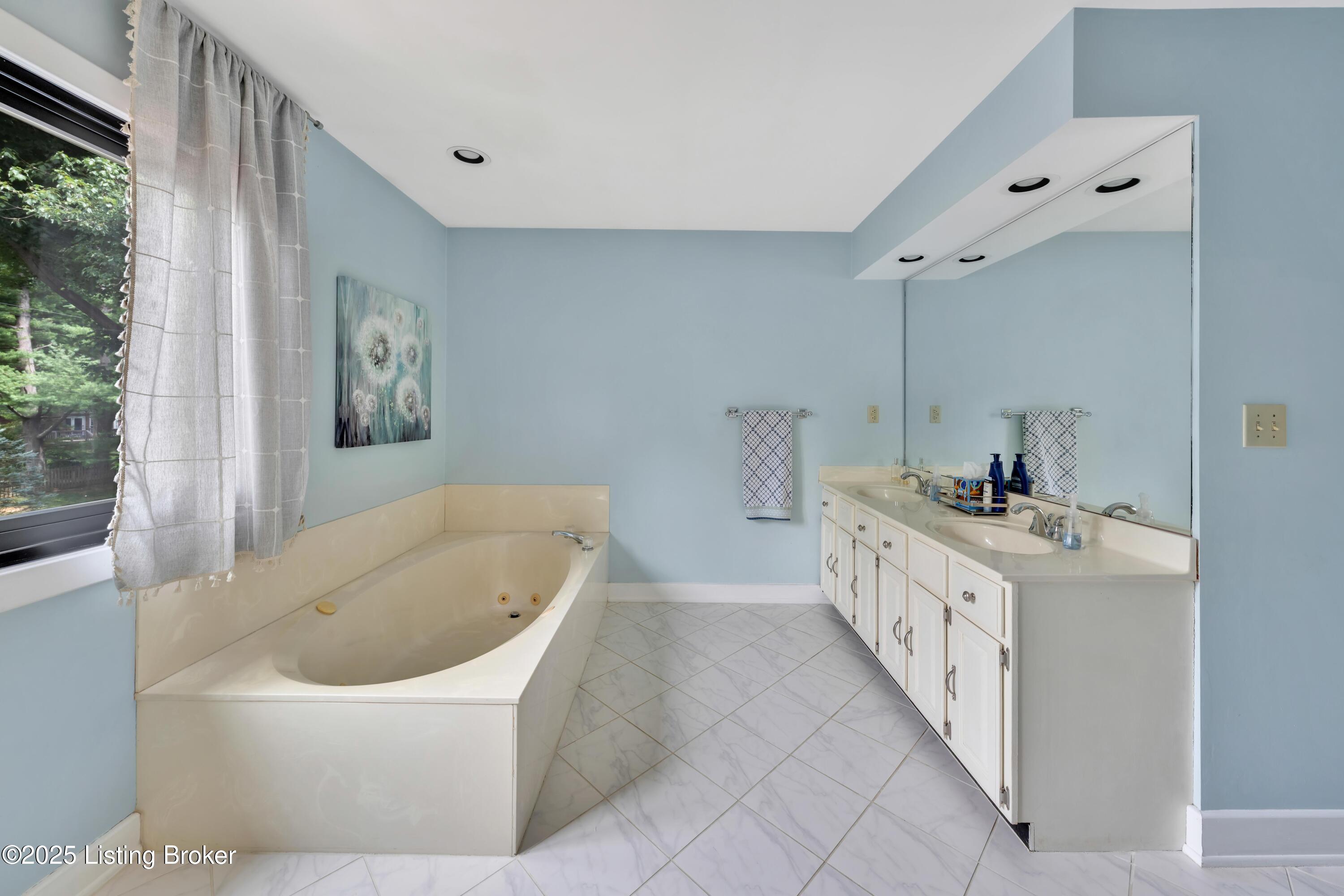 2607 Ballantrae Cir