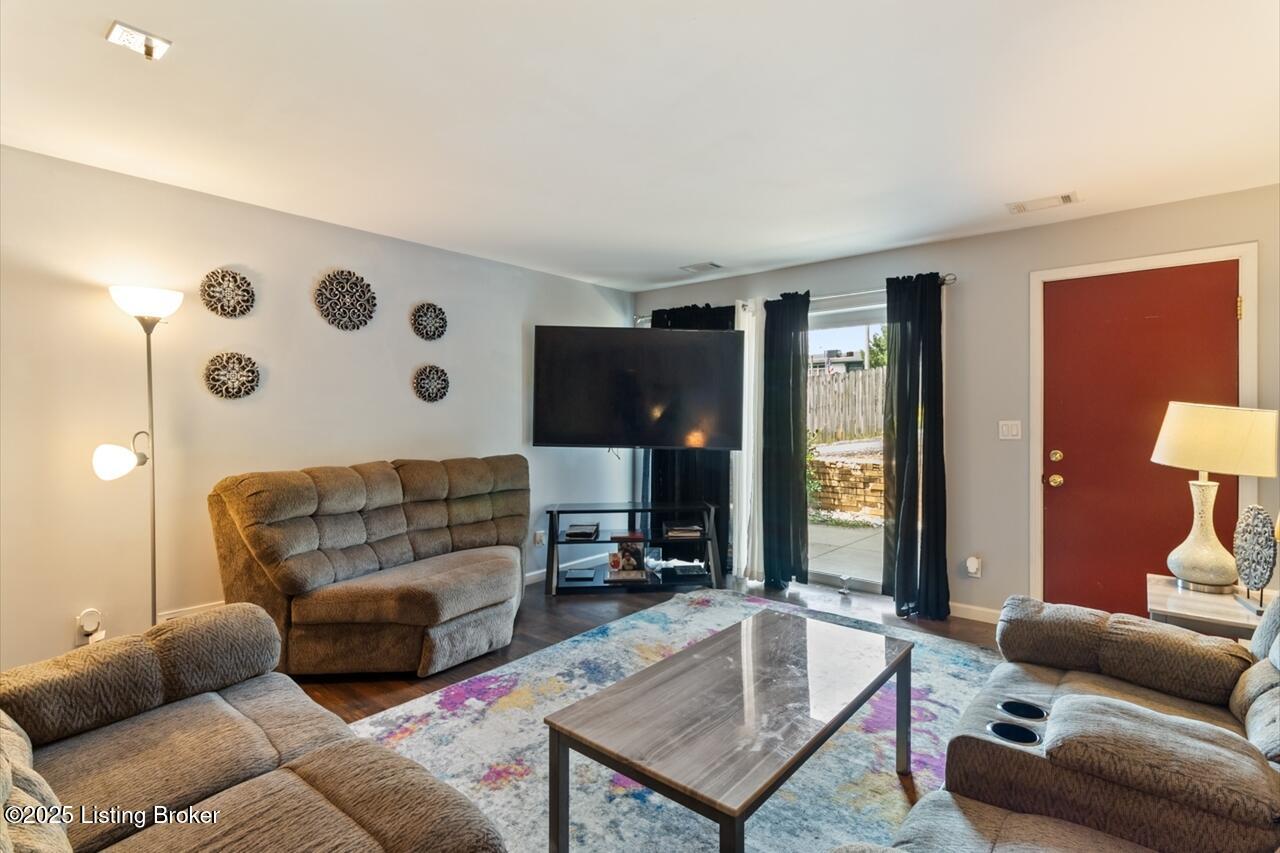 2505 Brownsboro Rd, E2