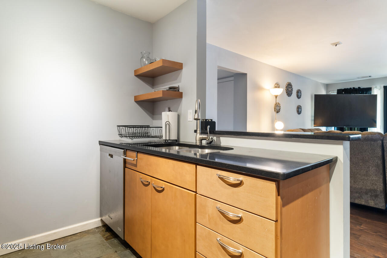 2505 Brownsboro Rd, E2