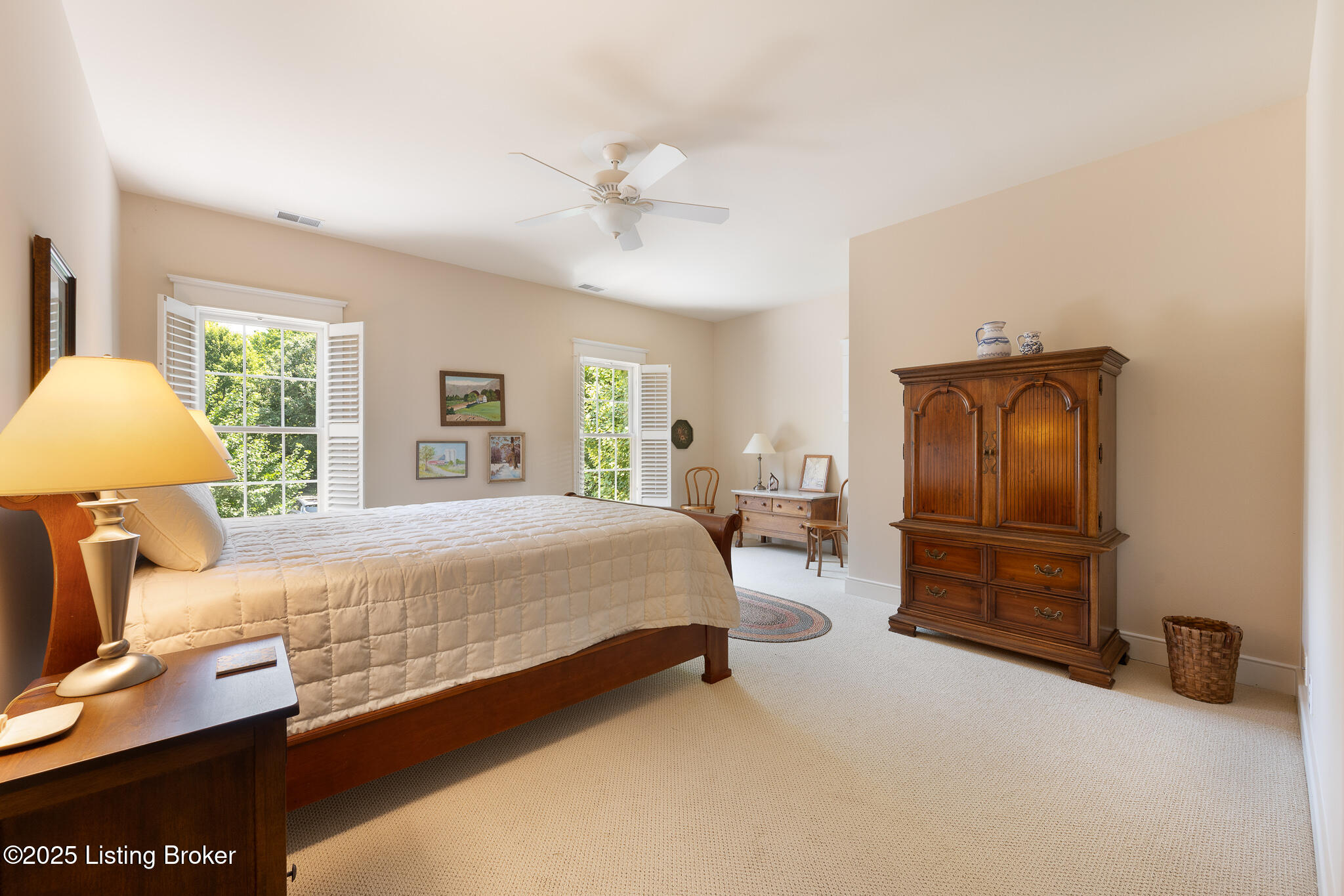 8201 Maris Ct, Louisville