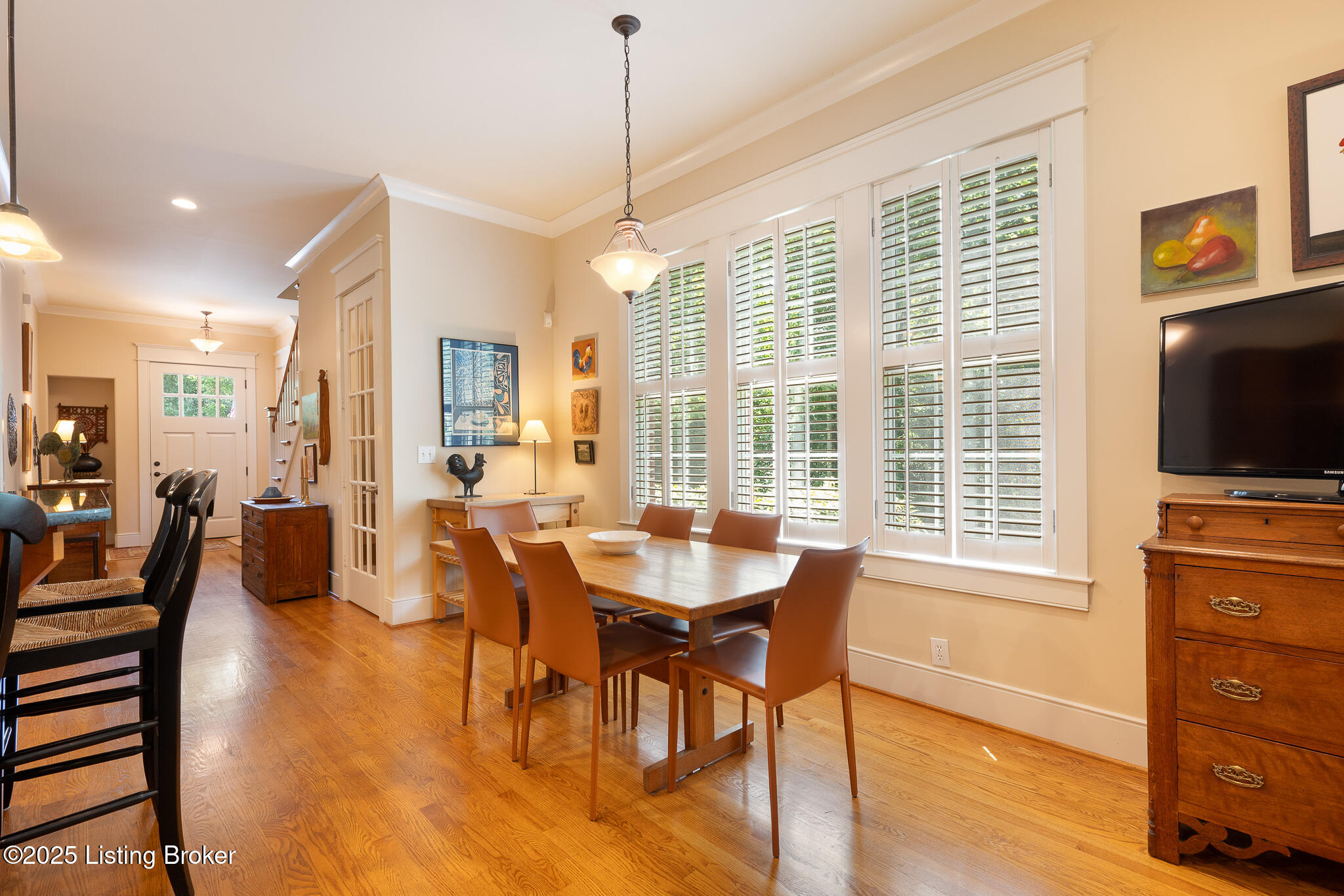 8201 Maris Ct, Louisville