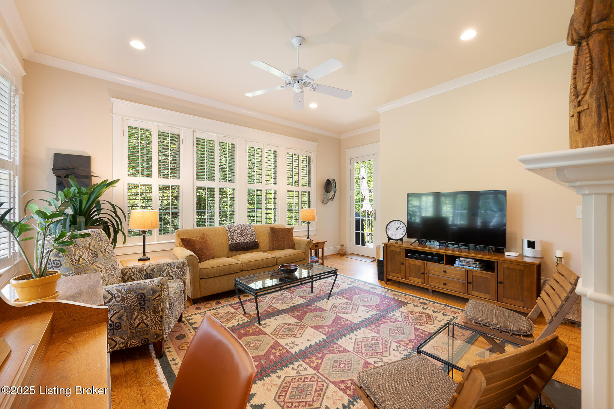 8201 Maris Ct, Louisville