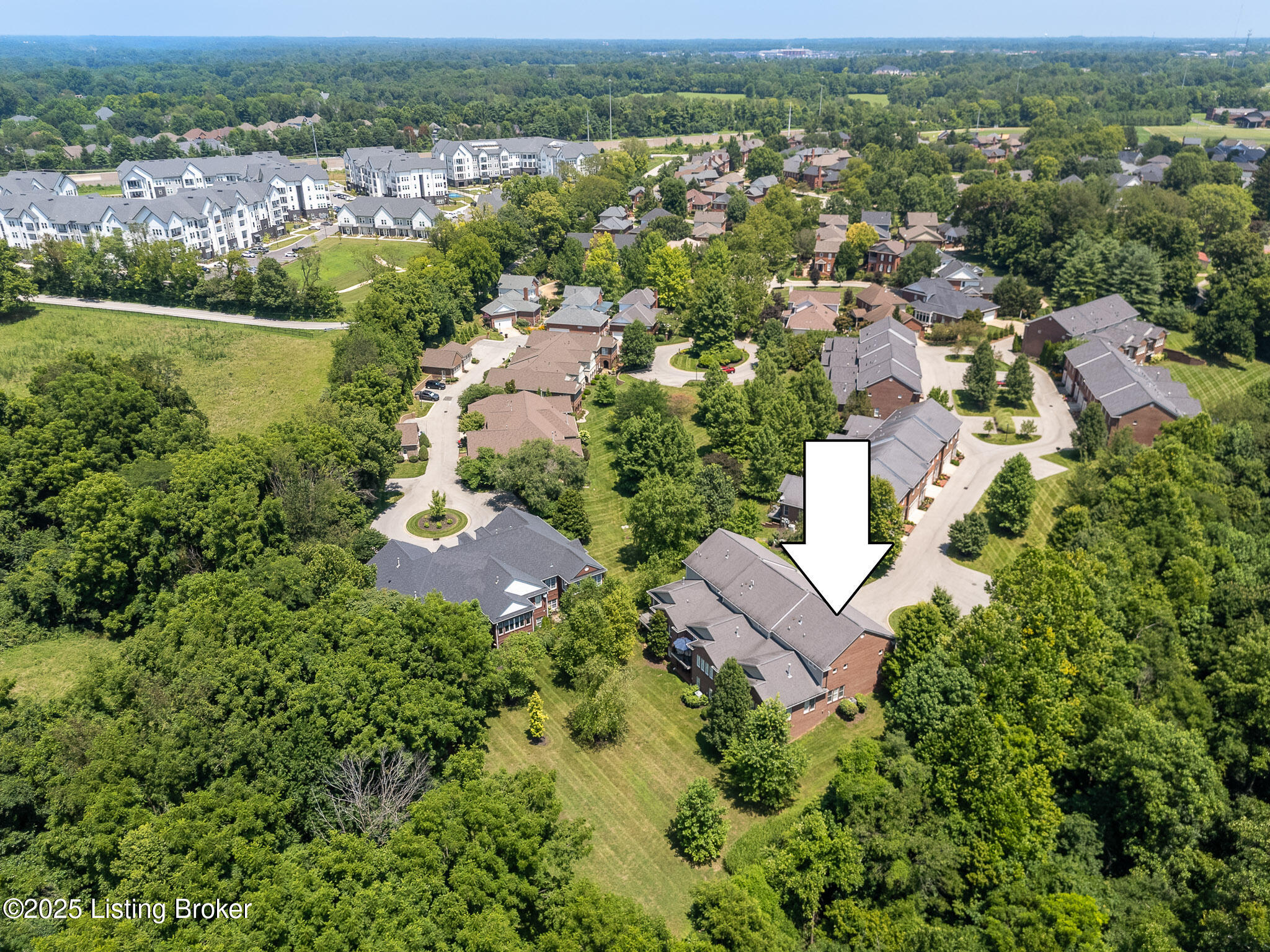 8201 Maris Ct, Louisville