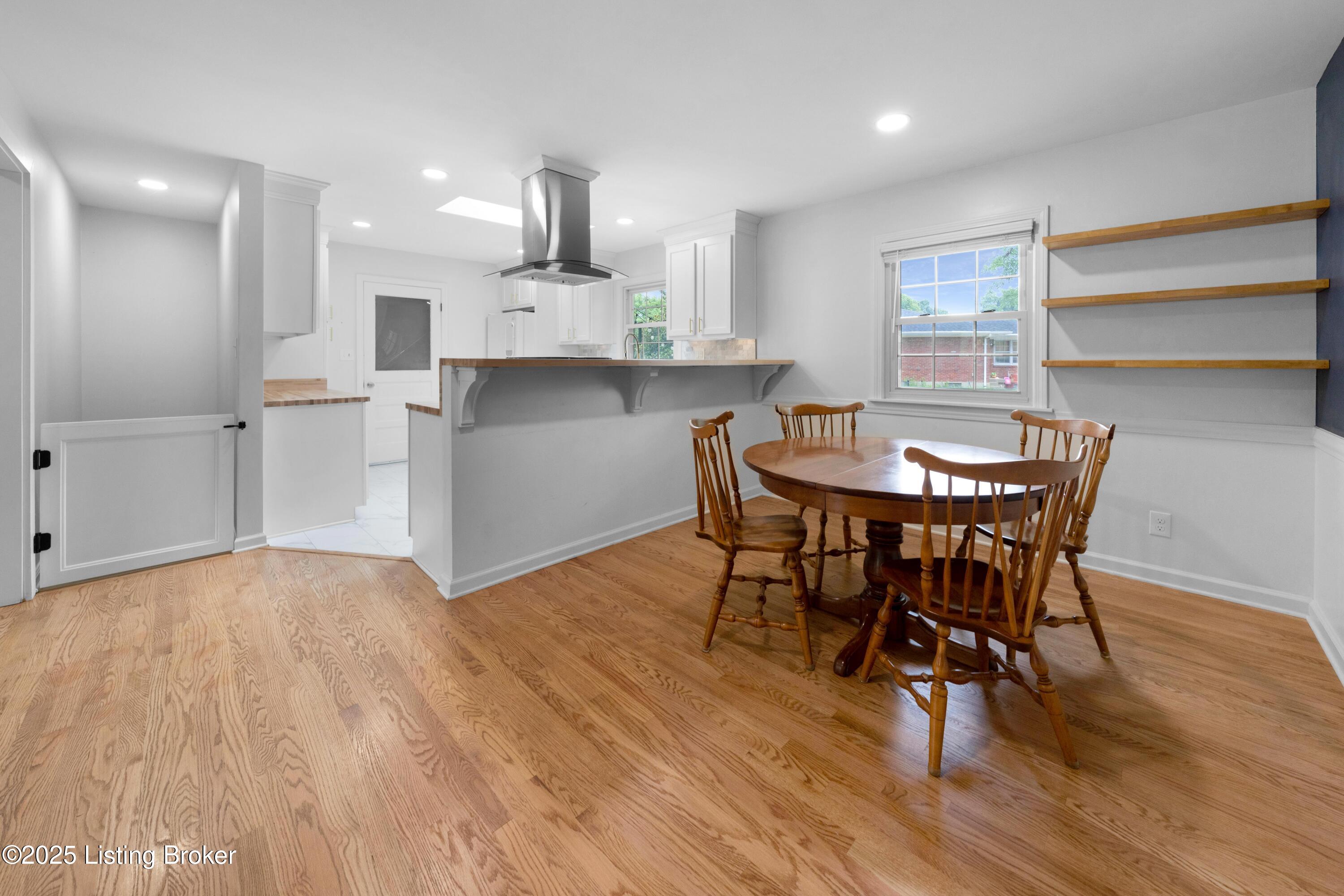 2407 Mahan Dr