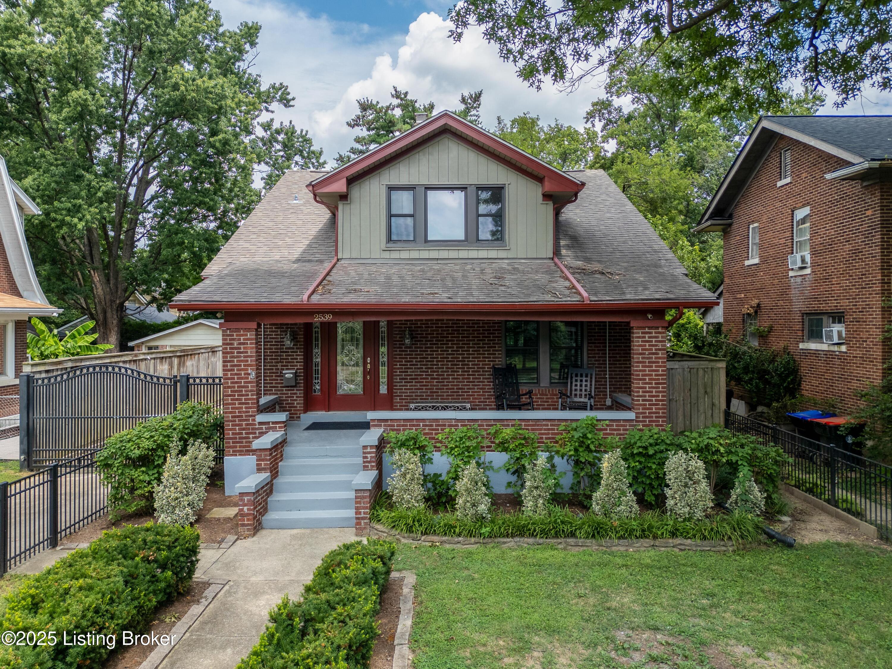2539 Carolina Ave
