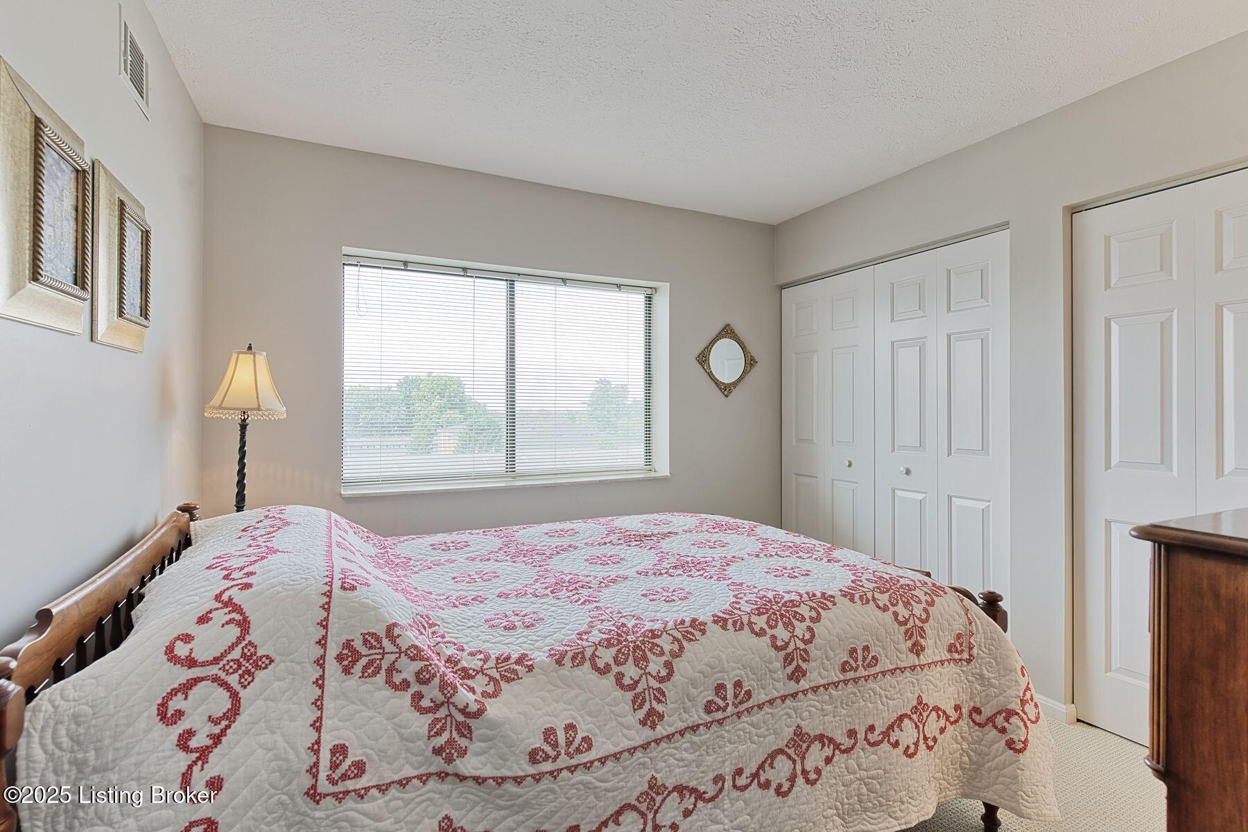 3030 Breckenridge Ln, 432, Louisville Unit: 432