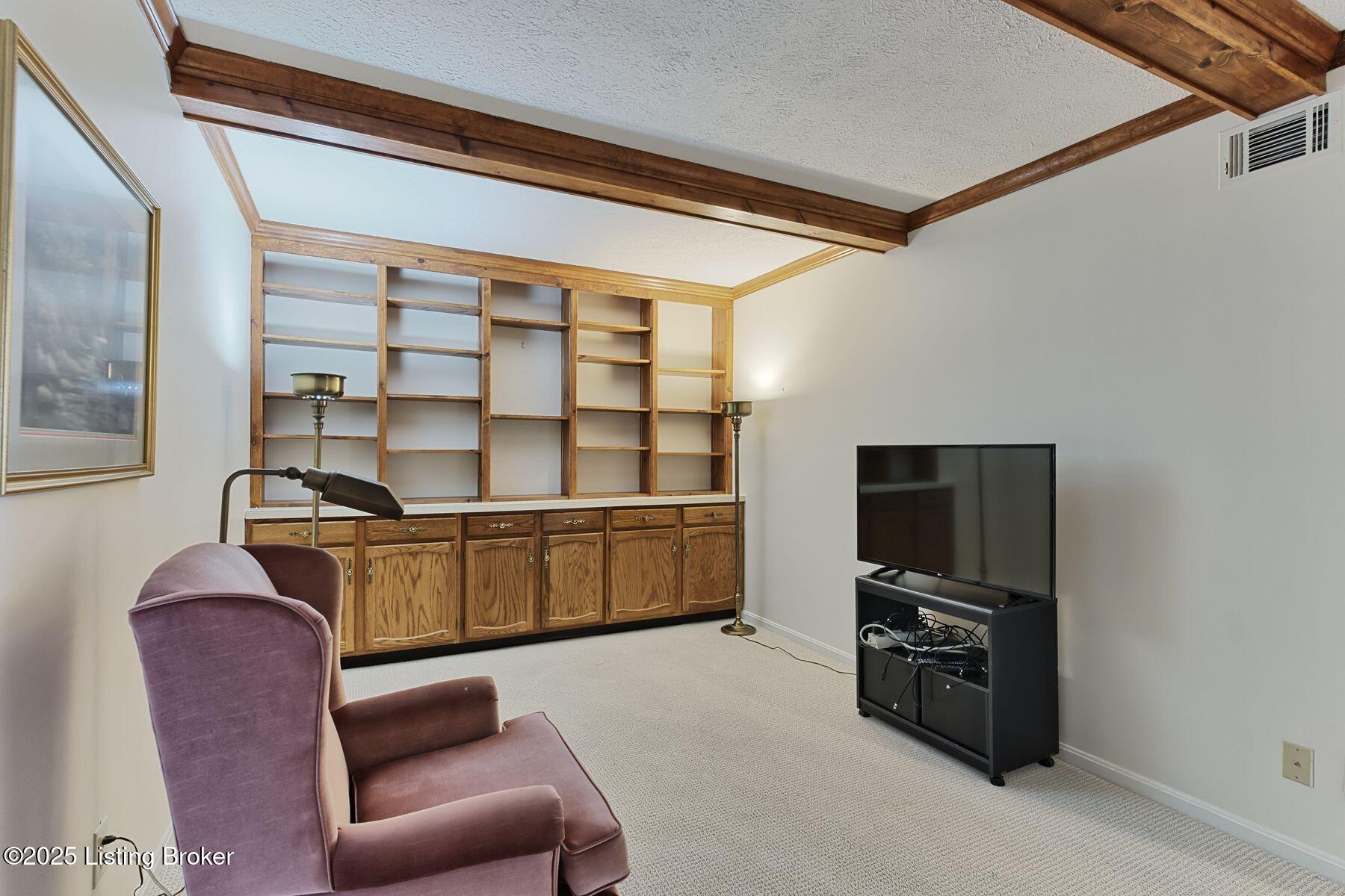 3030 Breckenridge Ln, 432, Louisville Unit: 432