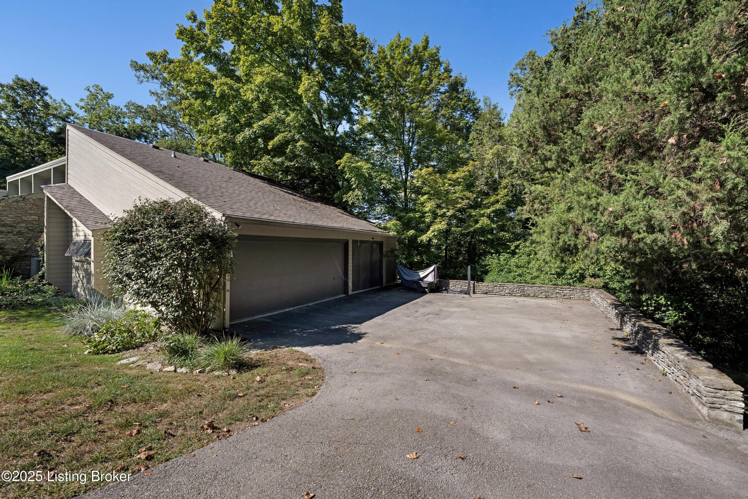 5612 Wolf Pen Trace