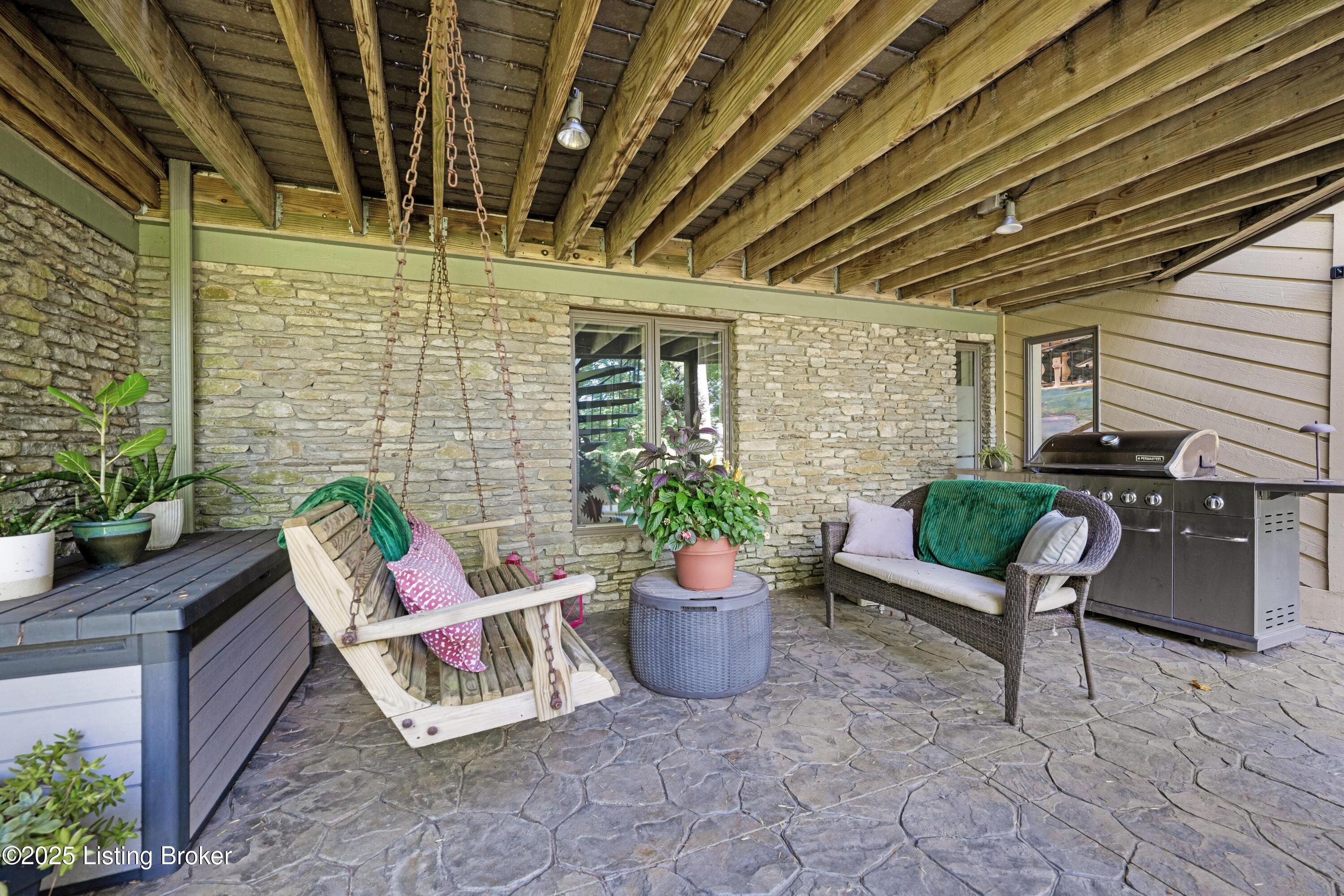 5612 Wolf Pen Trace