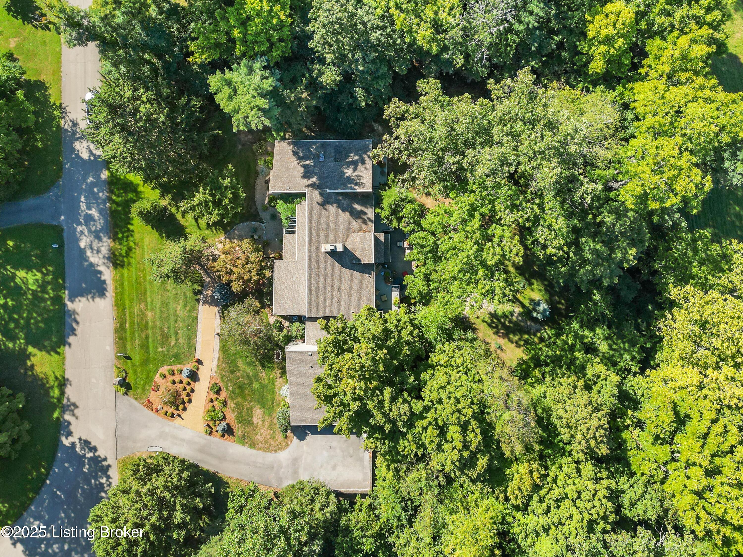 5612 Wolf Pen Trace