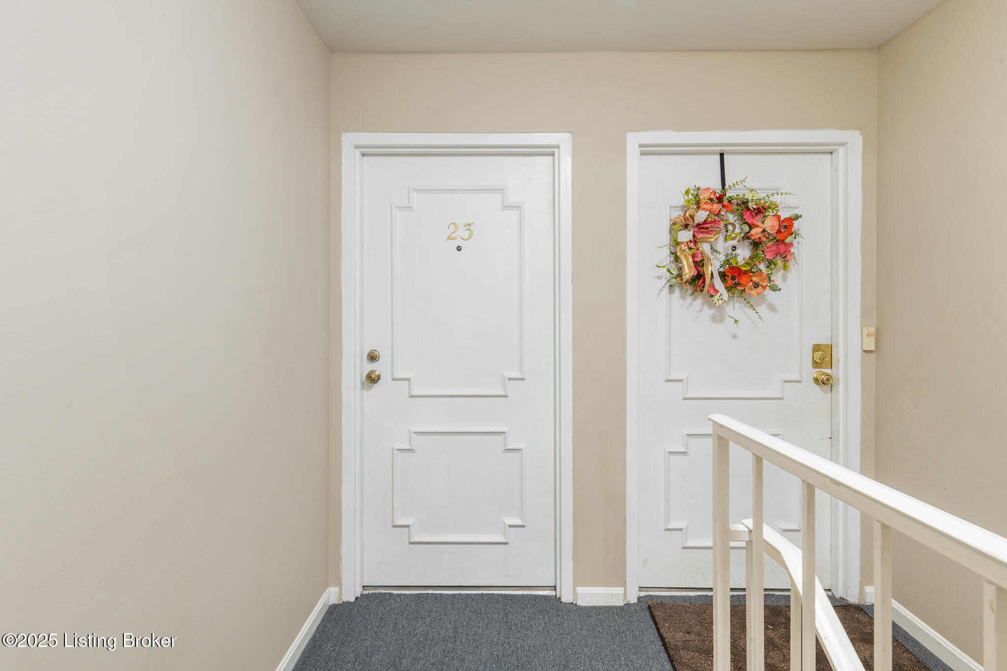 814 Washburn Ave, 23