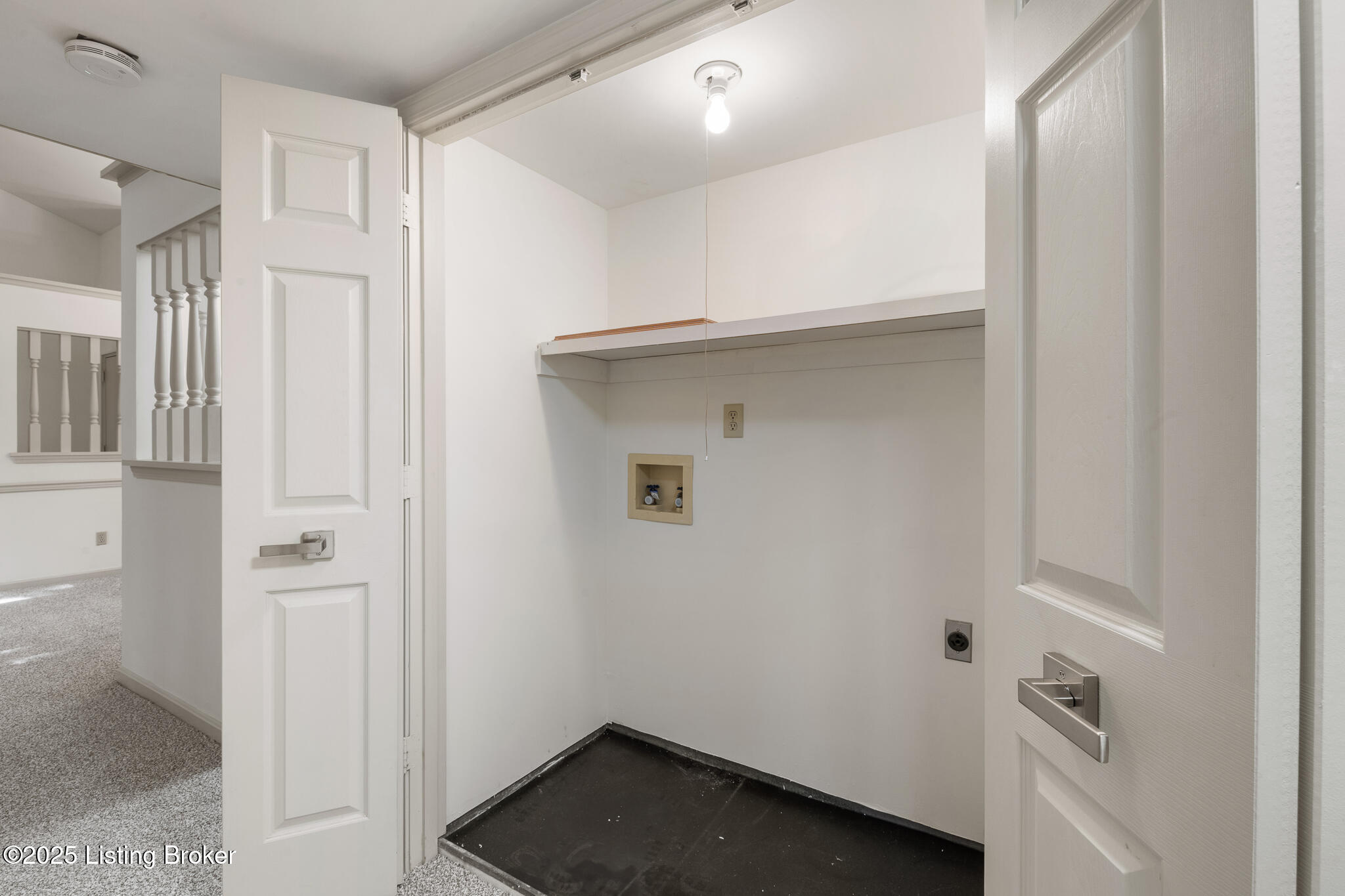 814 Washburn Ave, 23