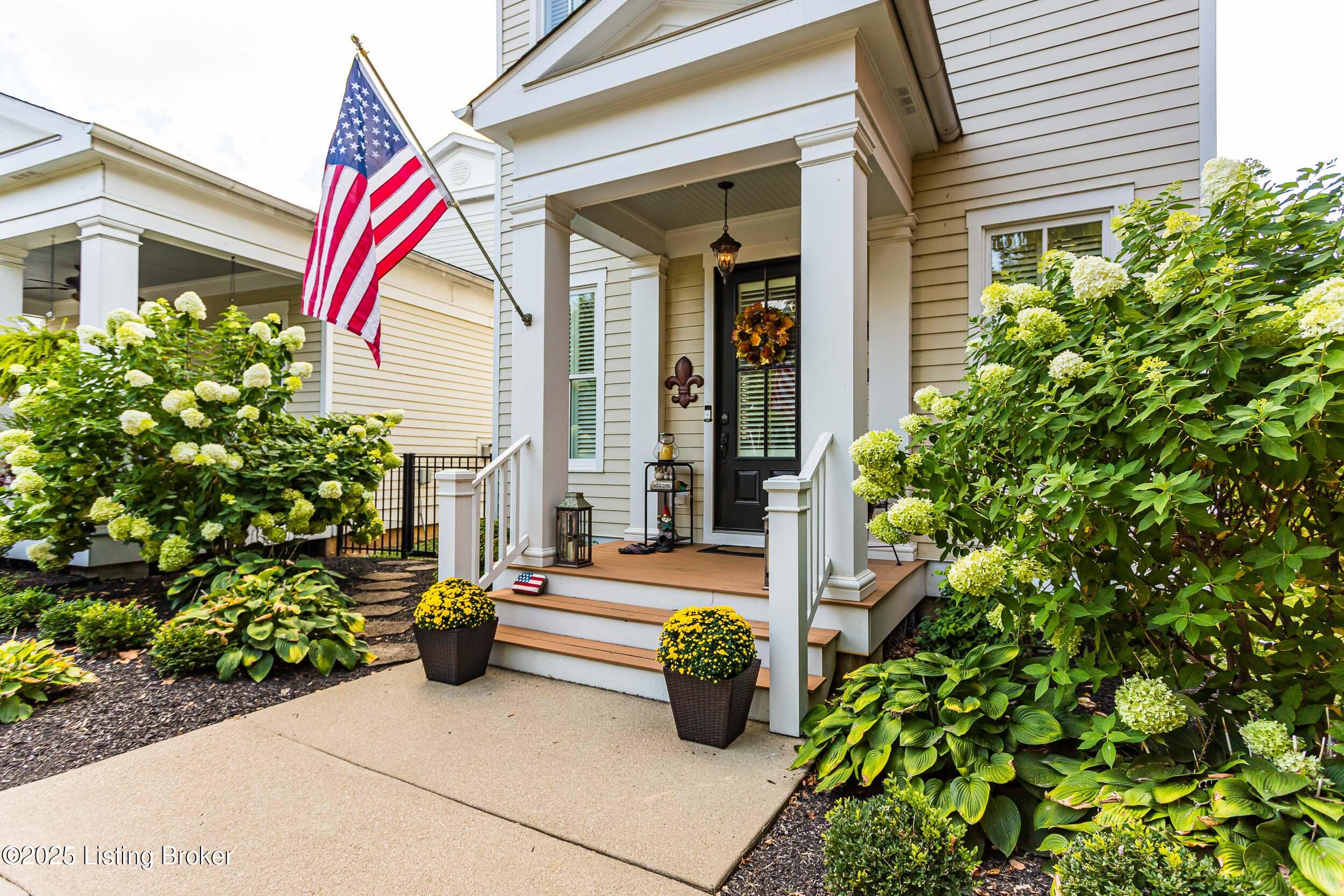 9214 Featherbell Blvd