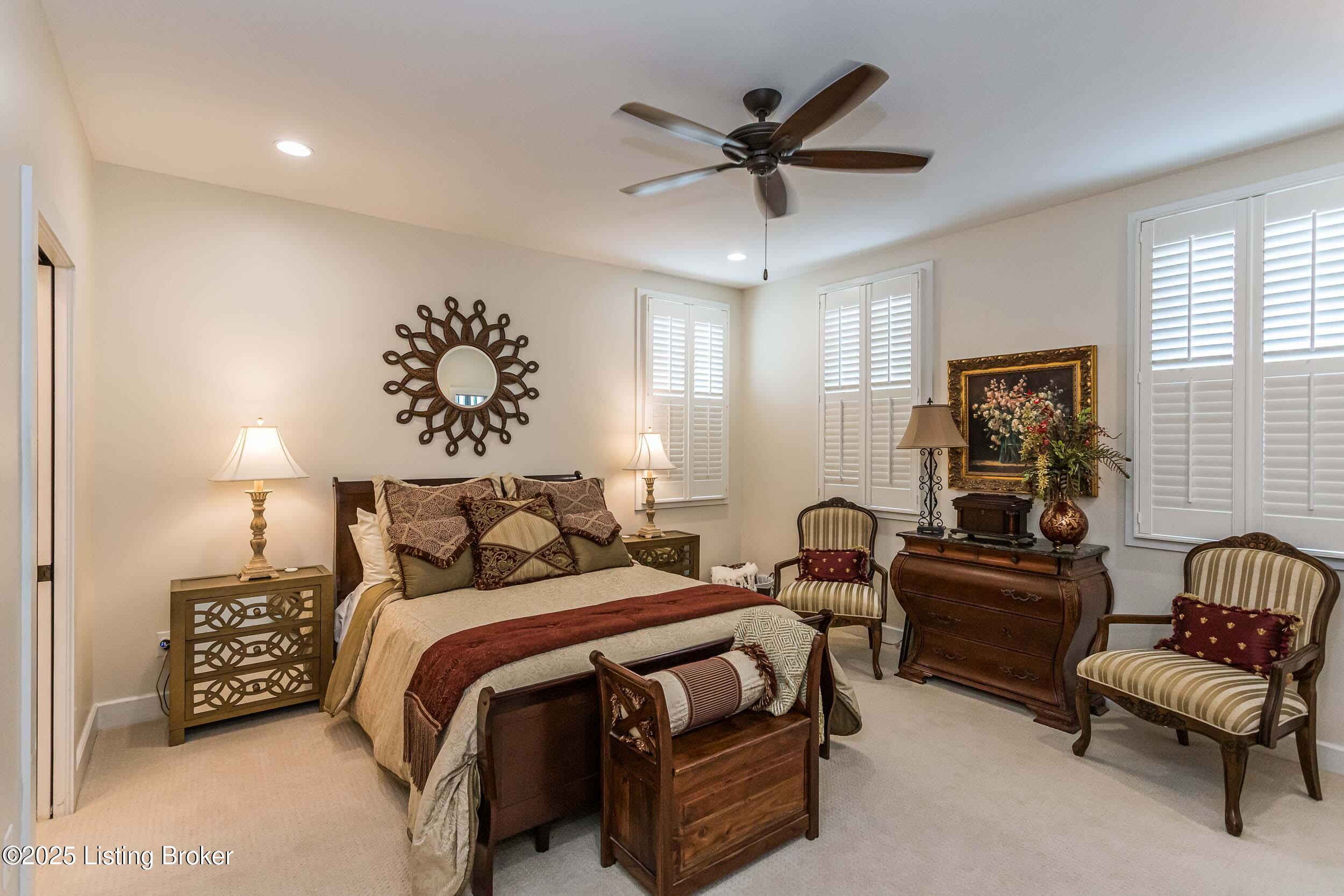 9214 Featherbell Blvd