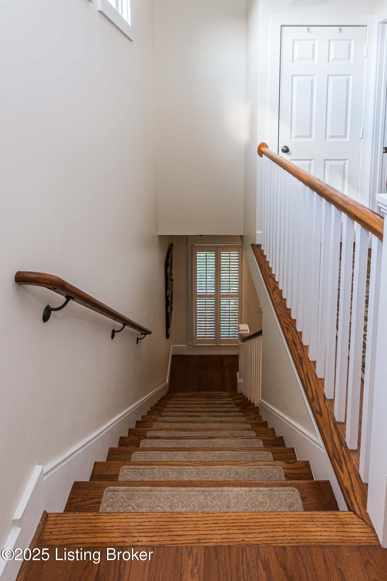 9214 Featherbell Blvd