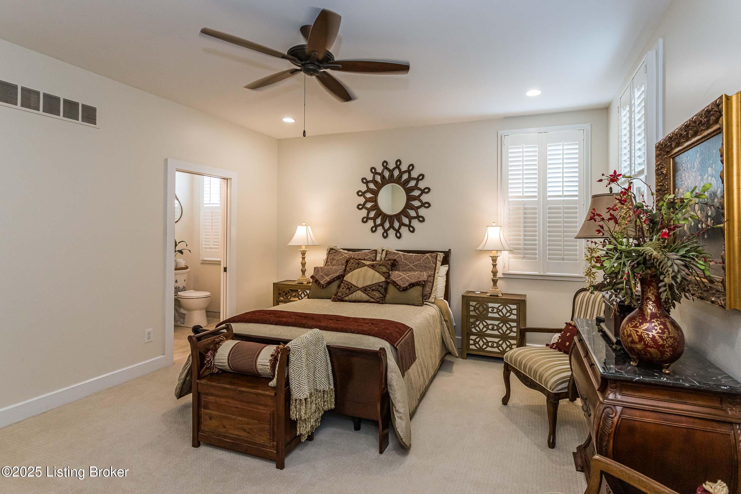 9214 Featherbell Blvd