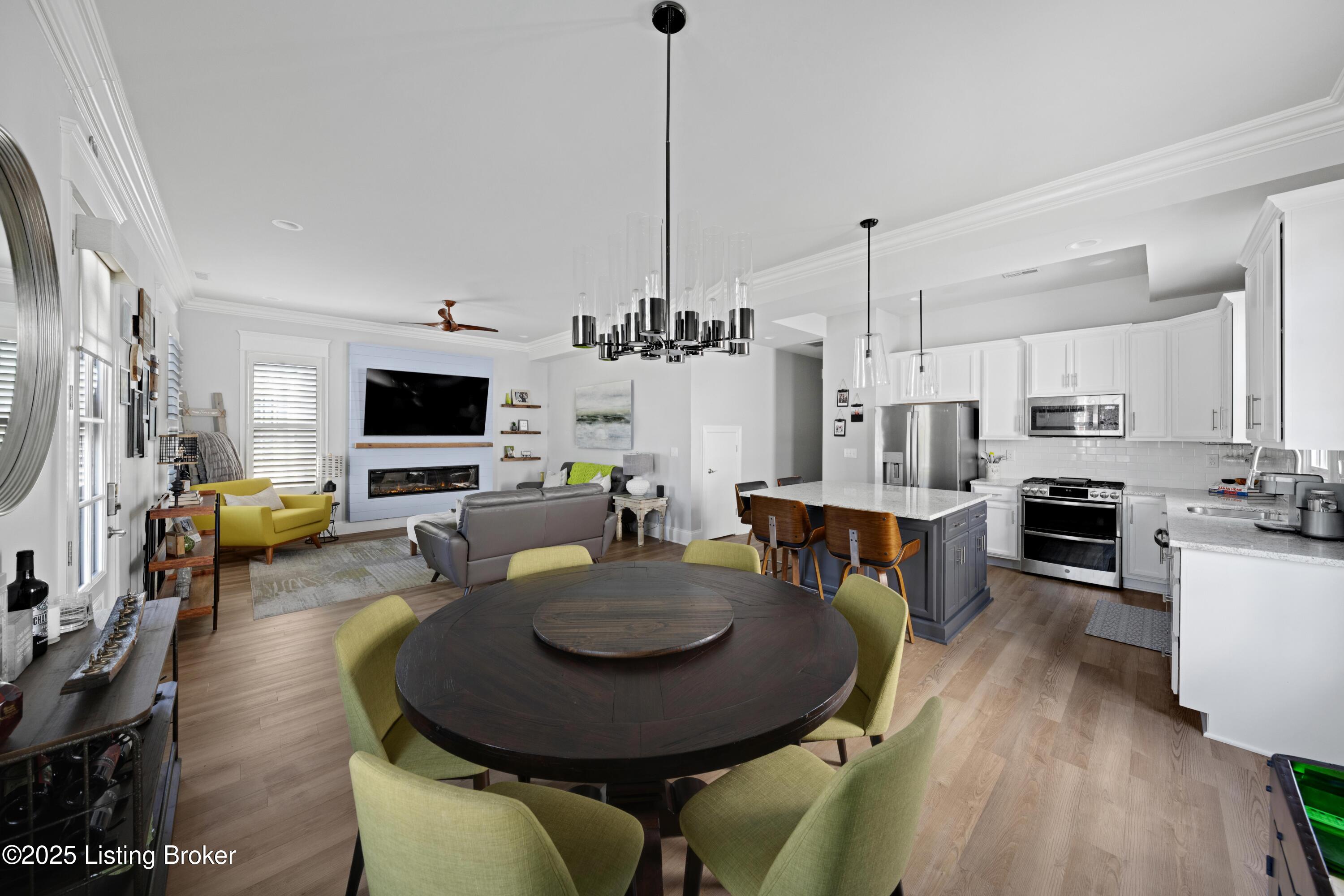 6208 Mistflower Cir, 101