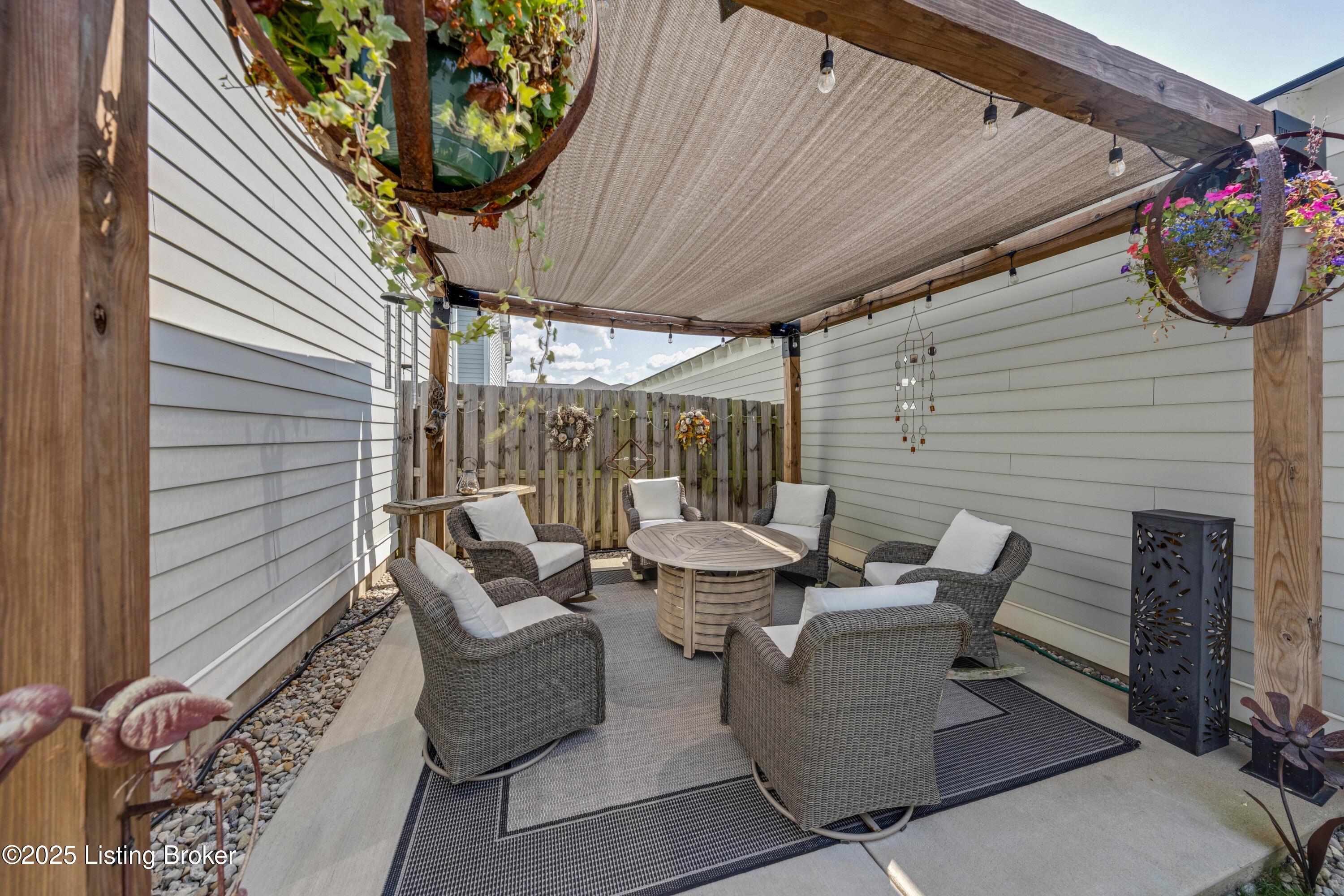 6208 Mistflower Cir, 101