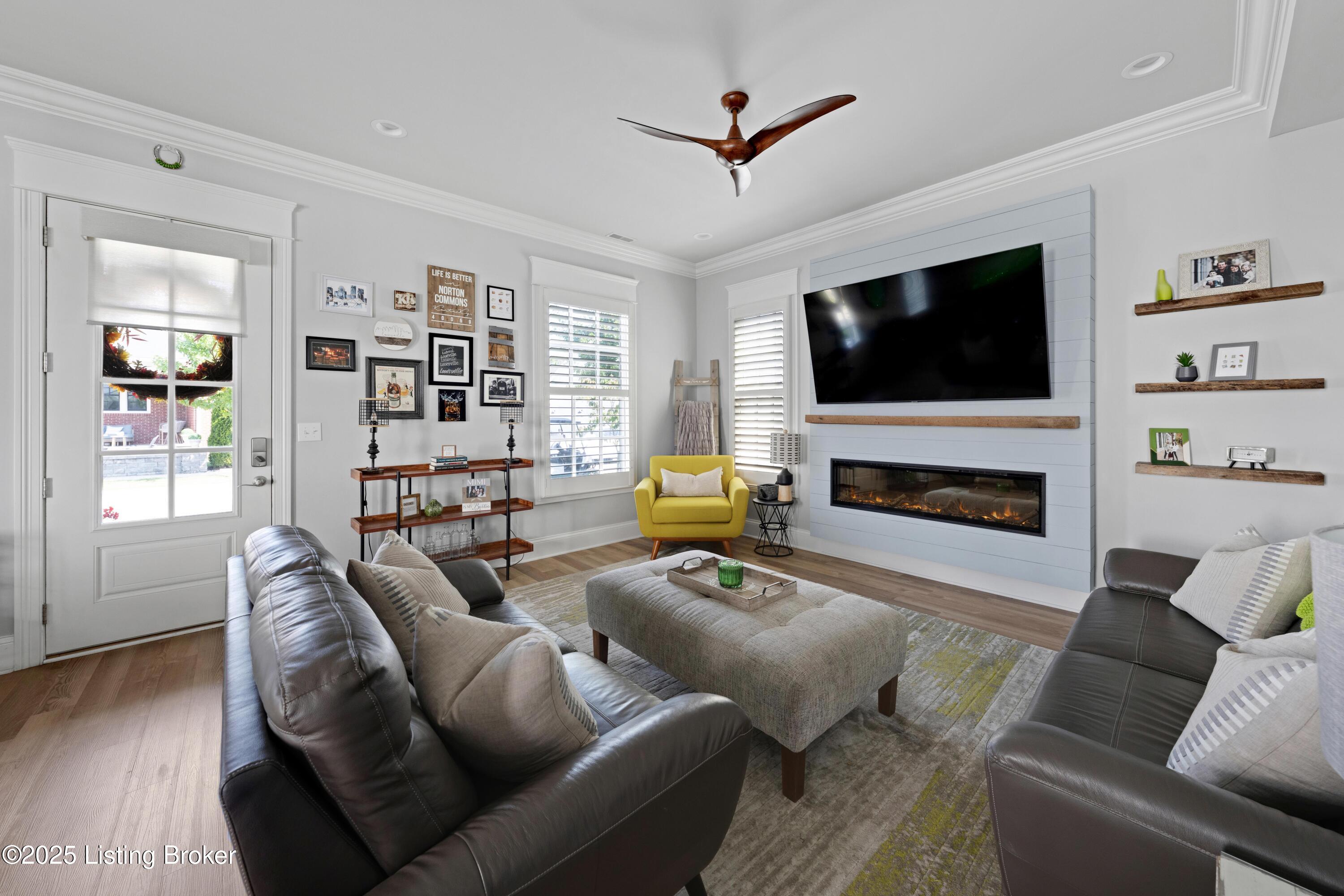 6208 Mistflower Cir, 101