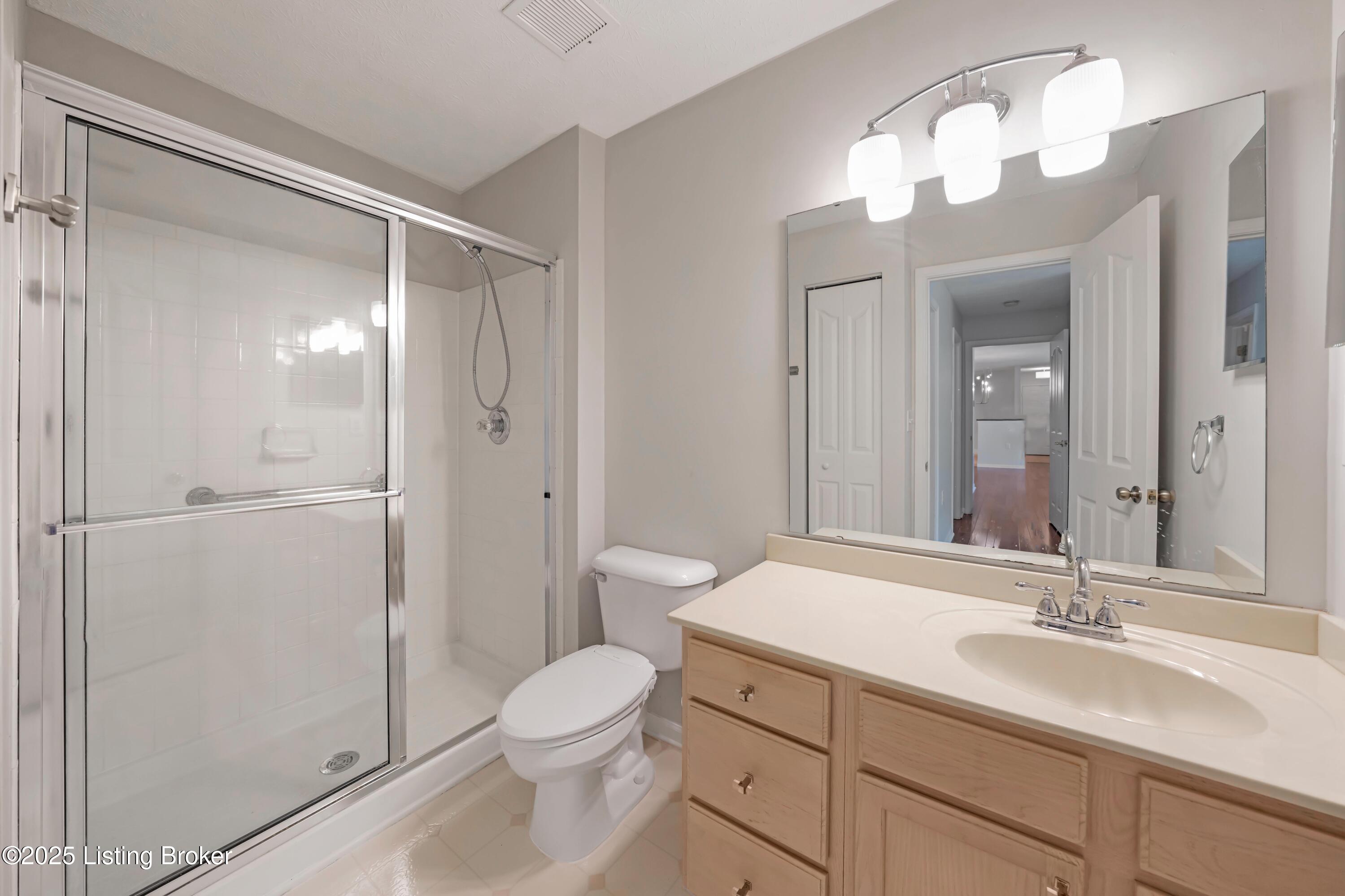 1304 Pickings Pl, 102