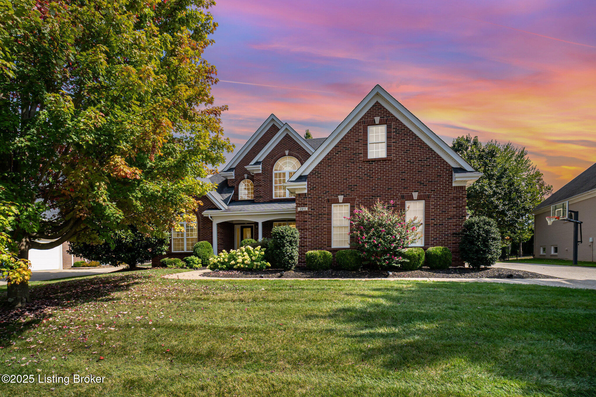 2911 Meadow Farms Pl, Louisville