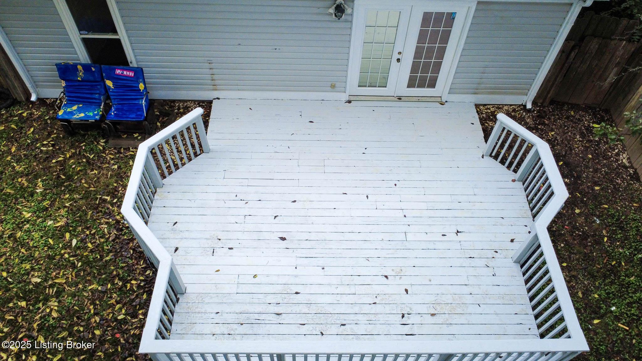 10509 Bay Pointe Ct, Louisville