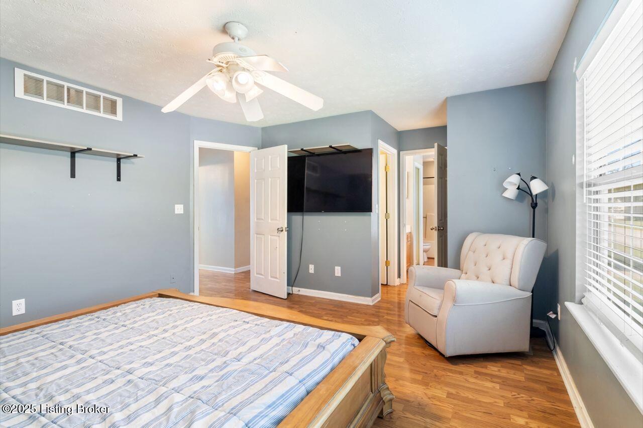 3815 Willowview Blvd