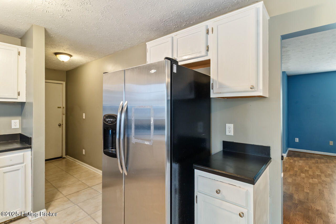 3815 Willowview Blvd