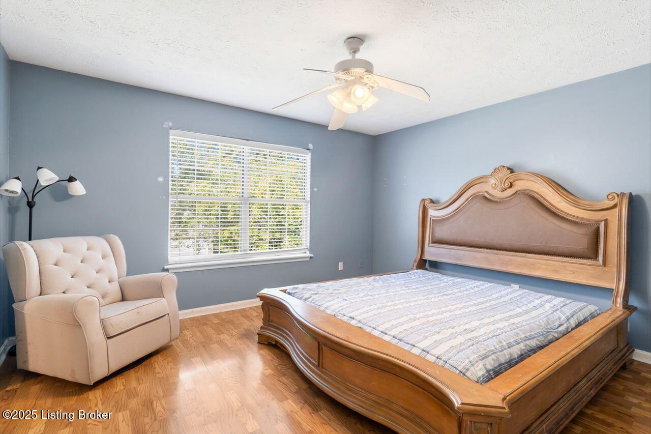 3815 Willowview Blvd