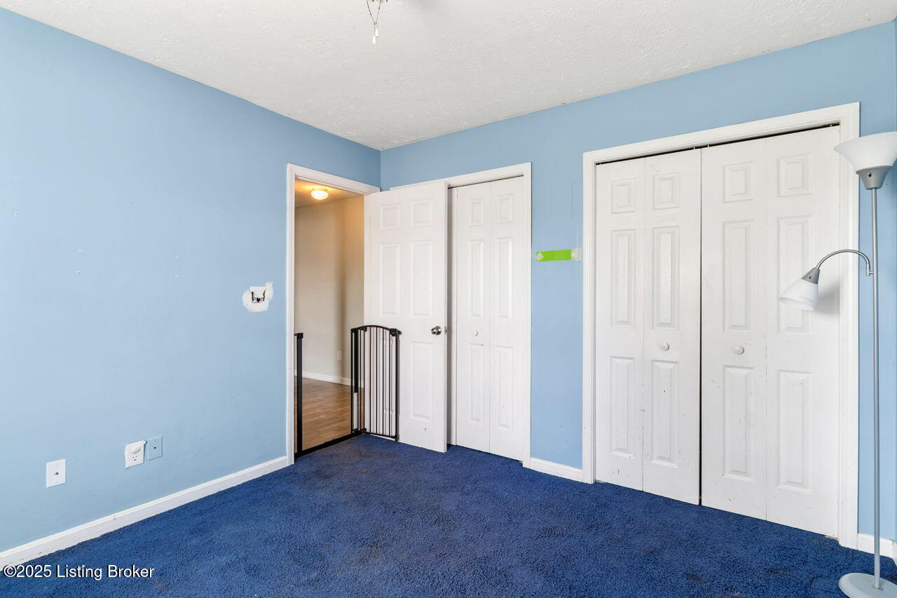 3815 Willowview Blvd