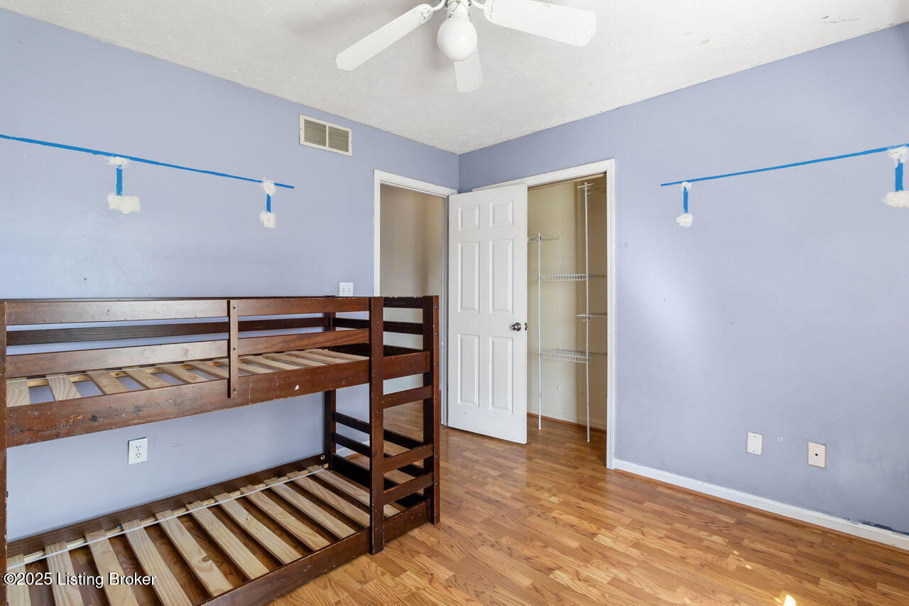 3815 Willowview Blvd