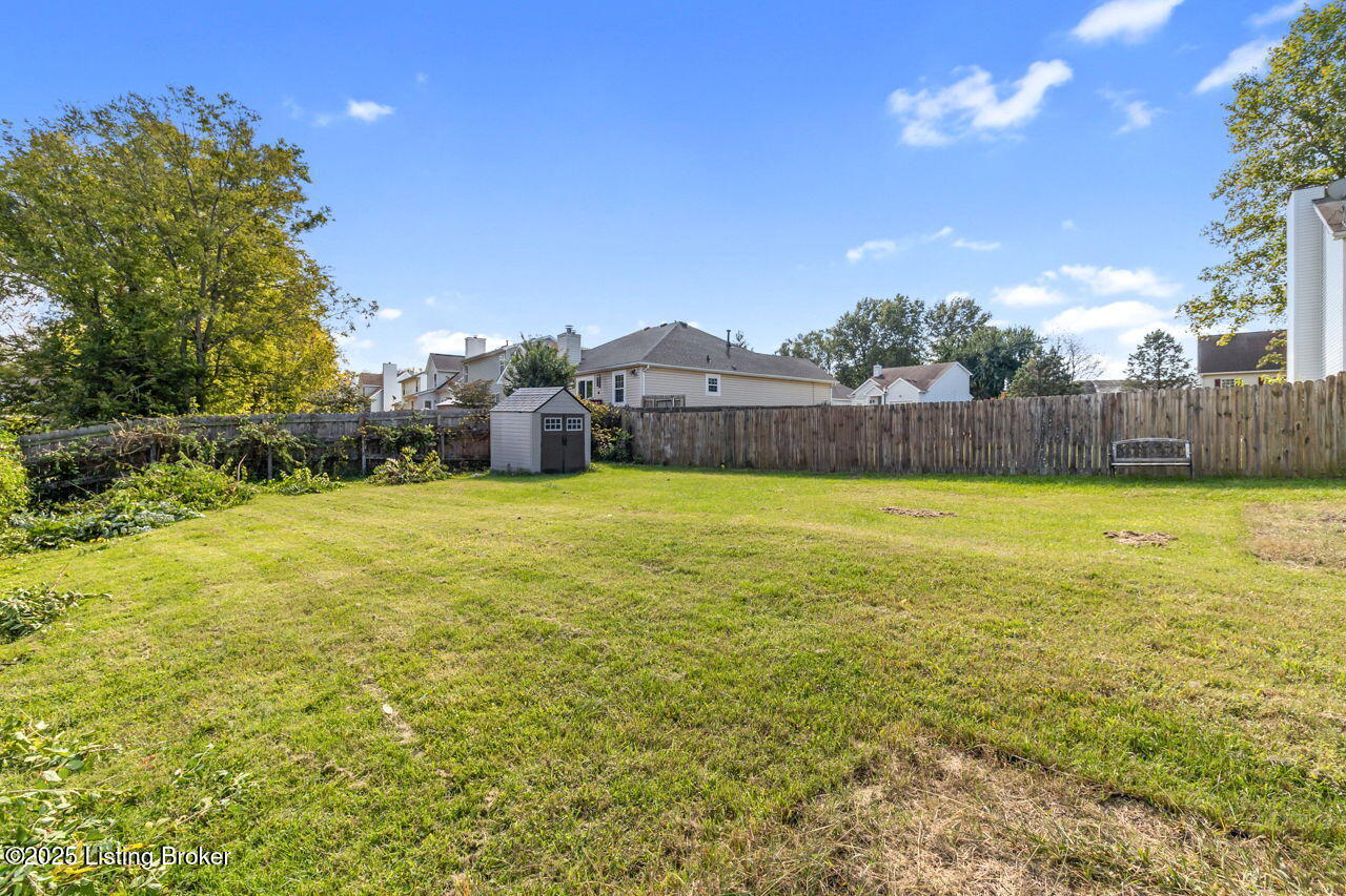 3815 Willowview Blvd