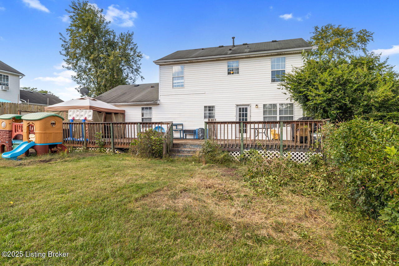 3815 Willowview Blvd