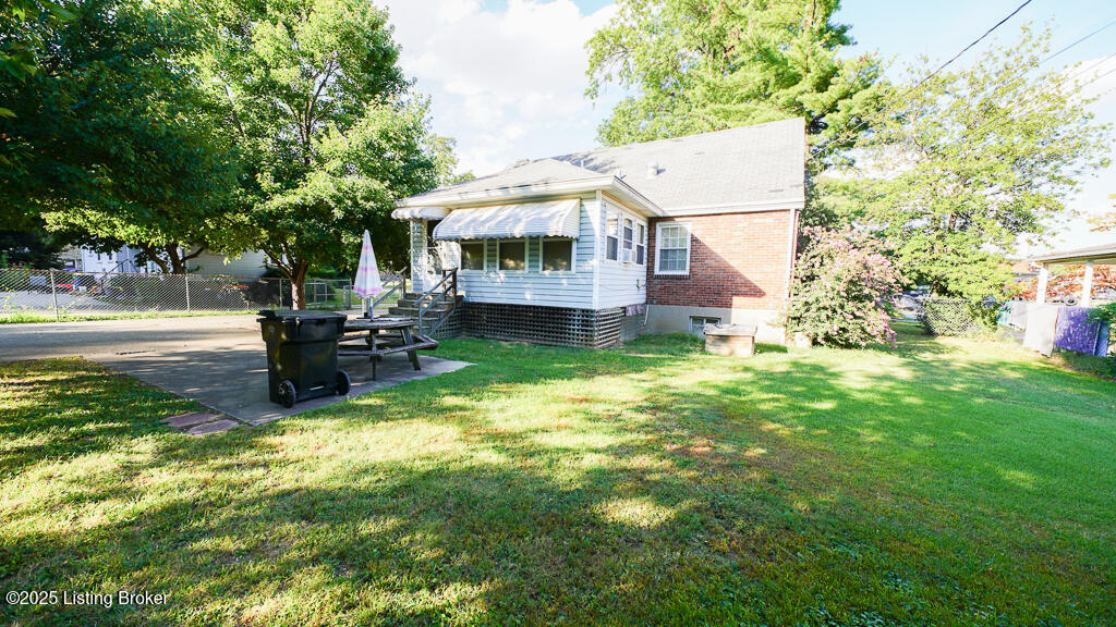 110 Seneca Trail, Louisville