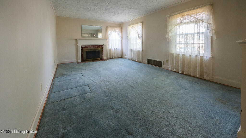 110 Seneca Trail, Louisville