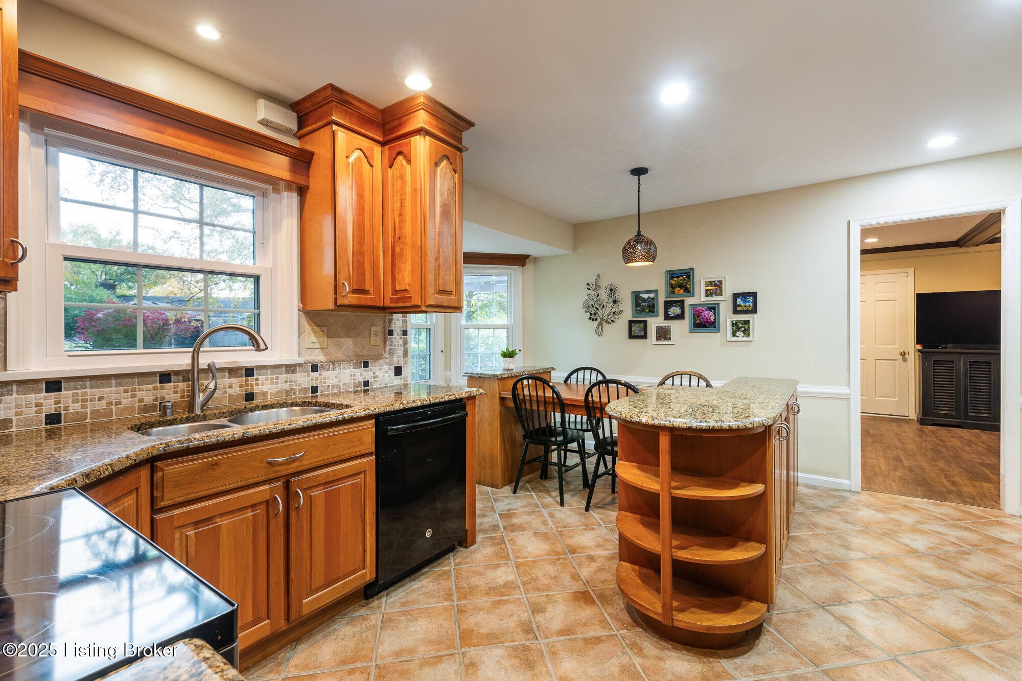 10202 Falling Tree Way