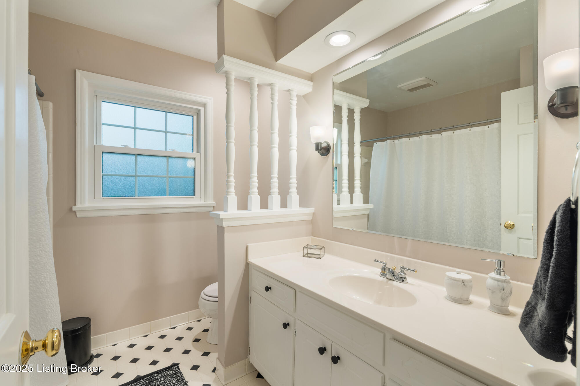 10202 Falling Tree Way