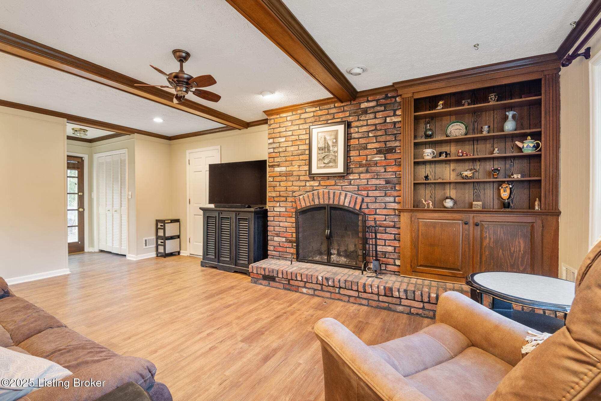 10202 Falling Tree Way