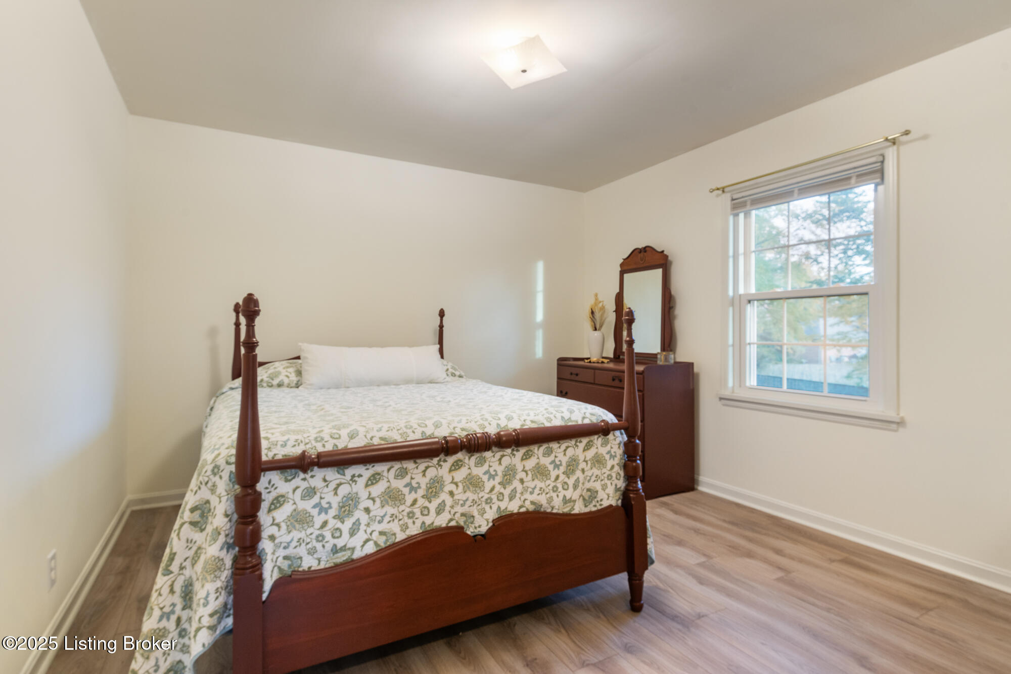 10202 Falling Tree Way