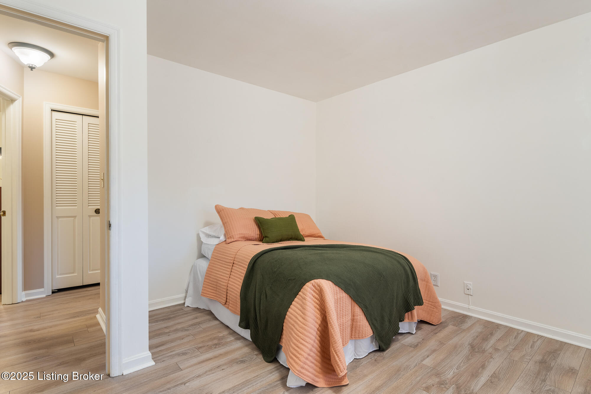 10202 Falling Tree Way