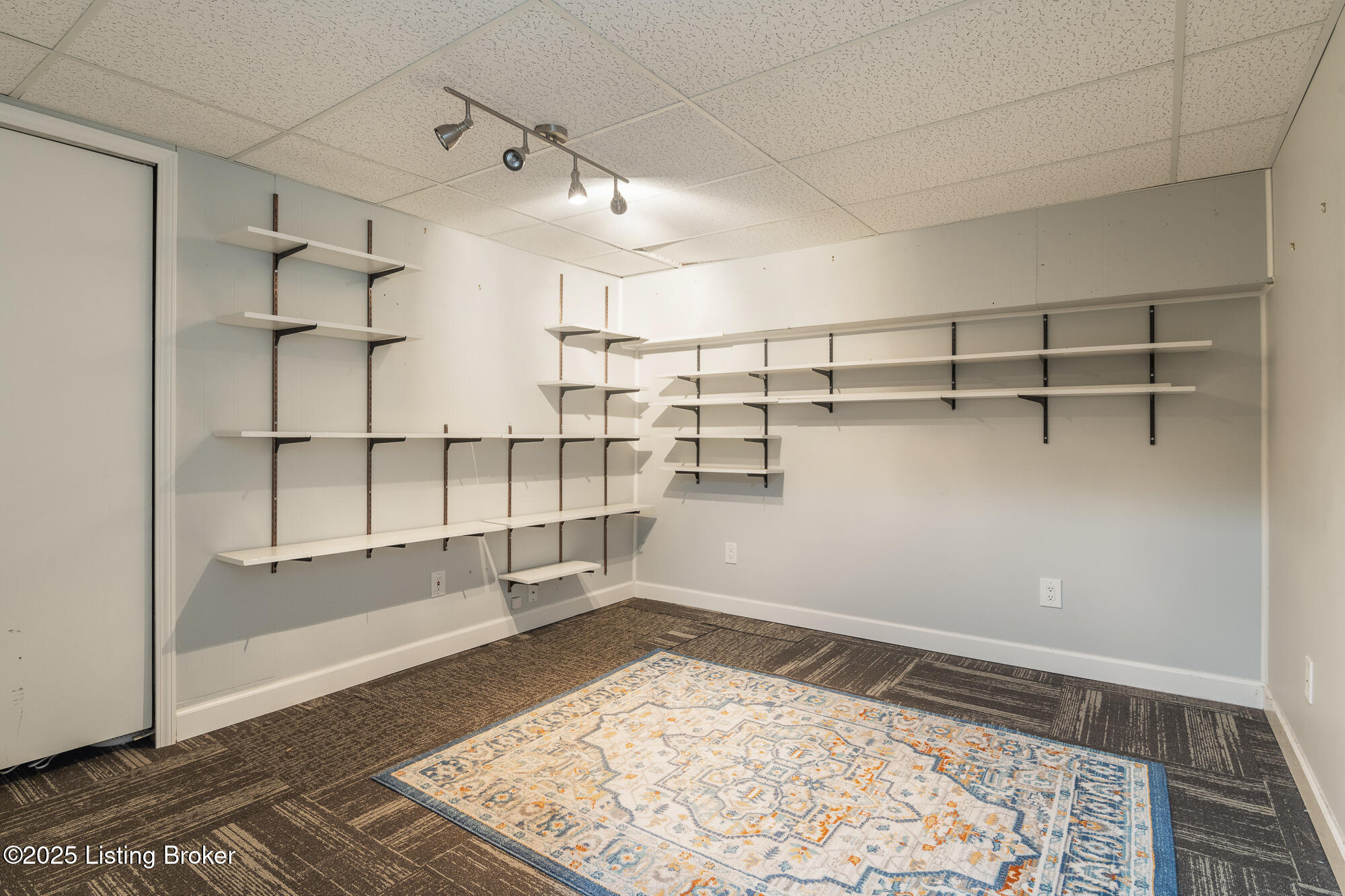 10202 Falling Tree Way