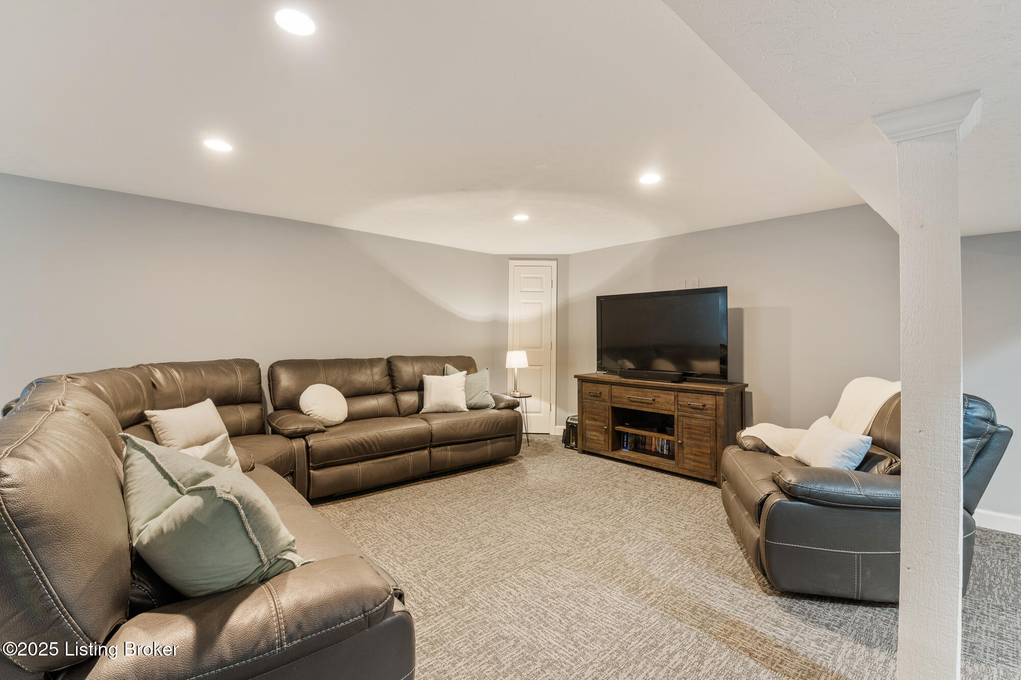 10202 Falling Tree Way