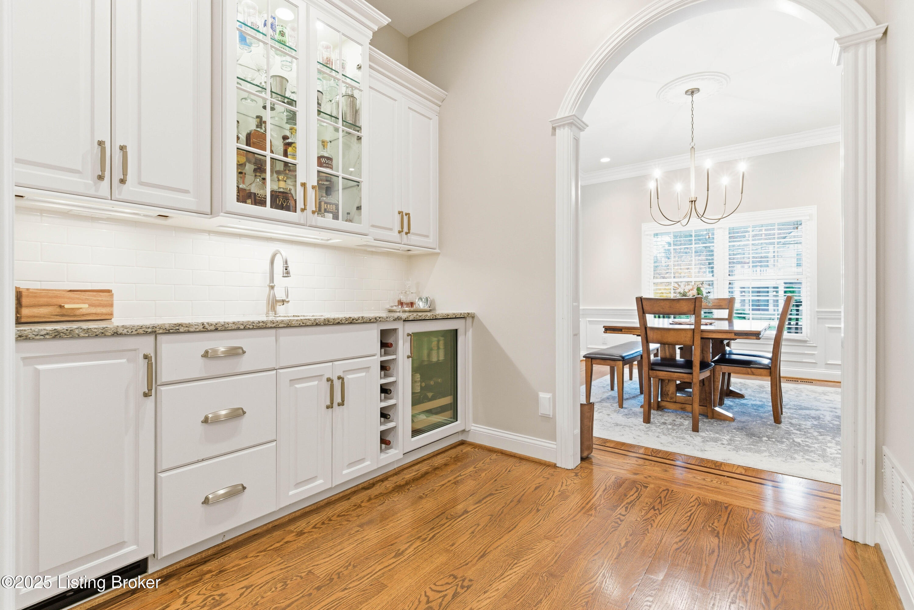 7607 Beechspring Farm Blvd