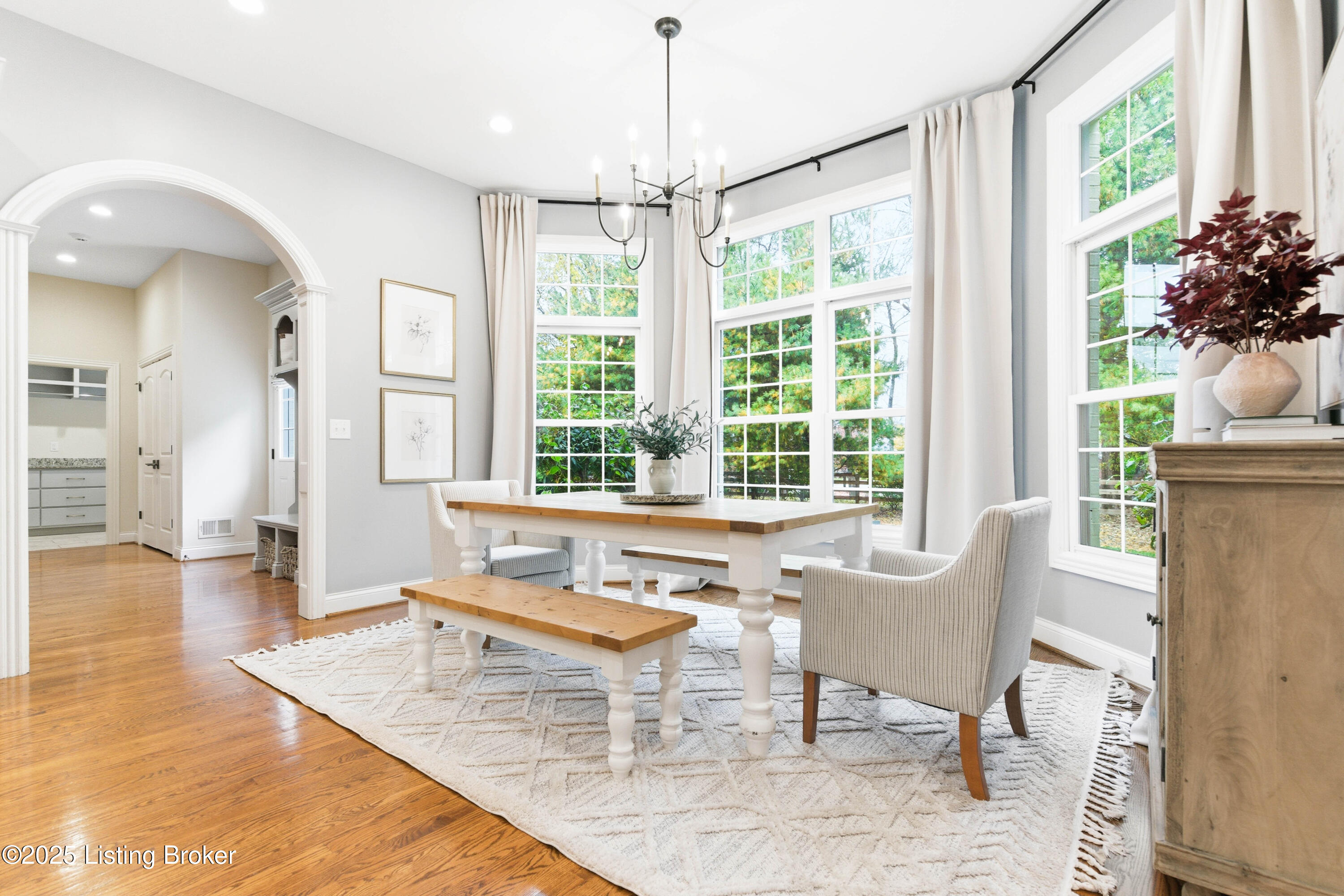 7607 Beechspring Farm Blvd