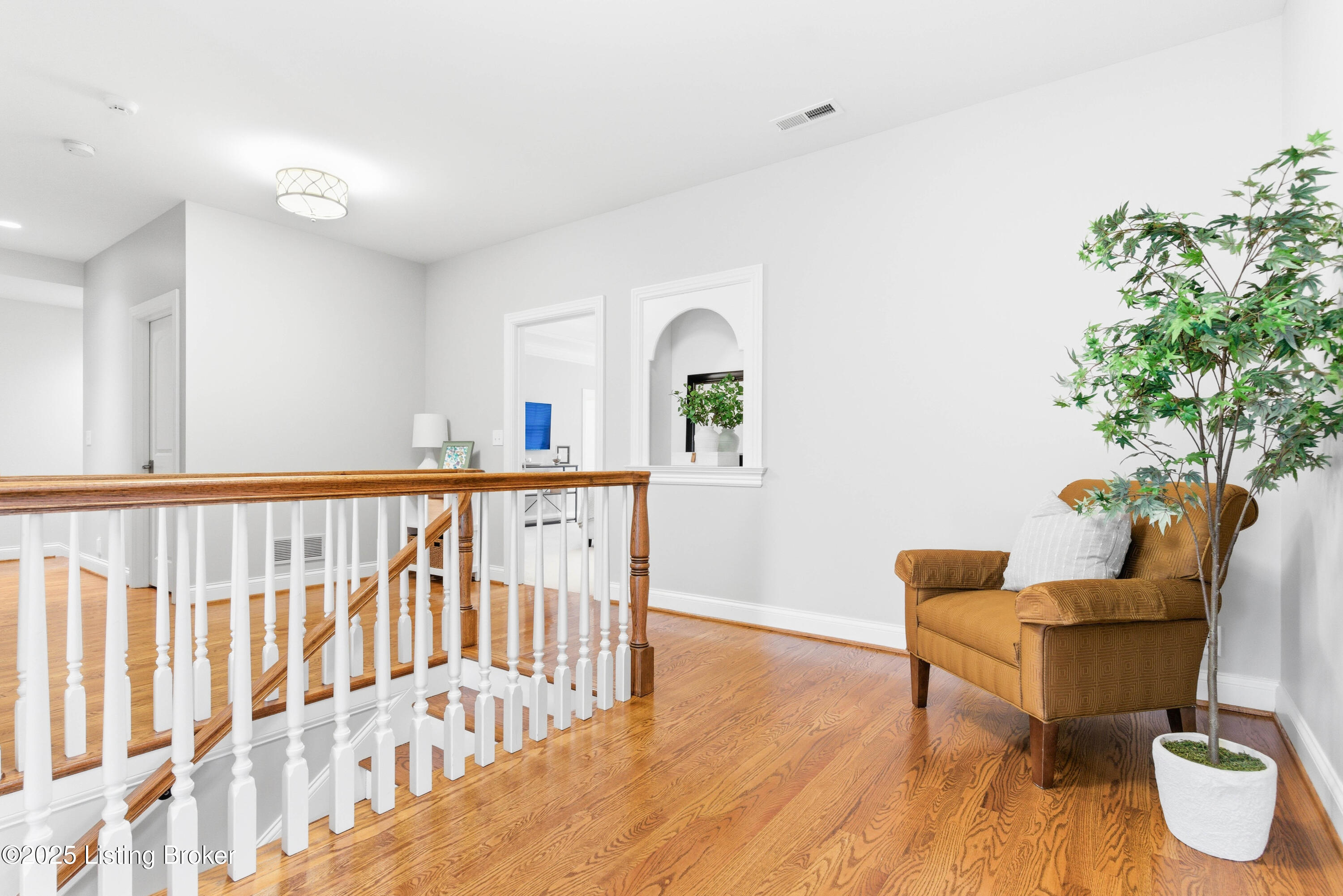 7607 Beechspring Farm Blvd