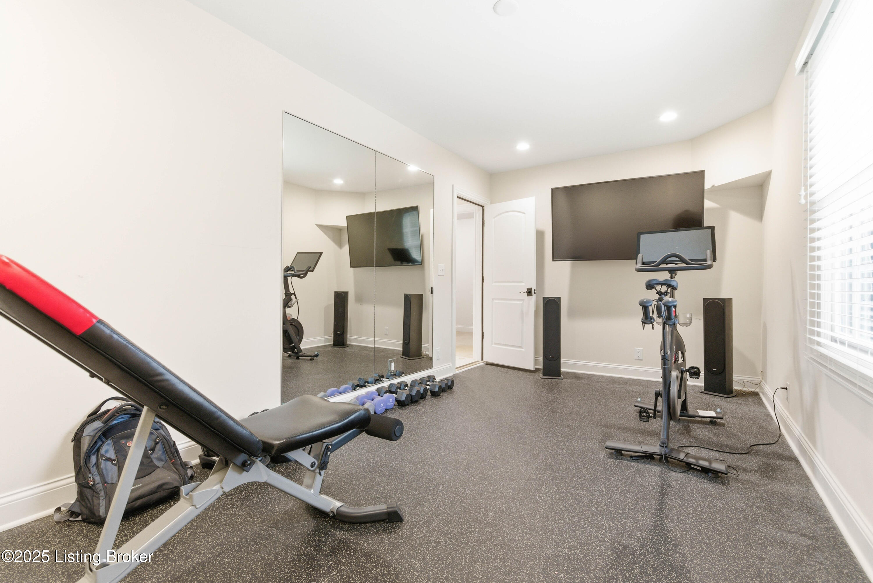 7607 Beechspring Farm Blvd