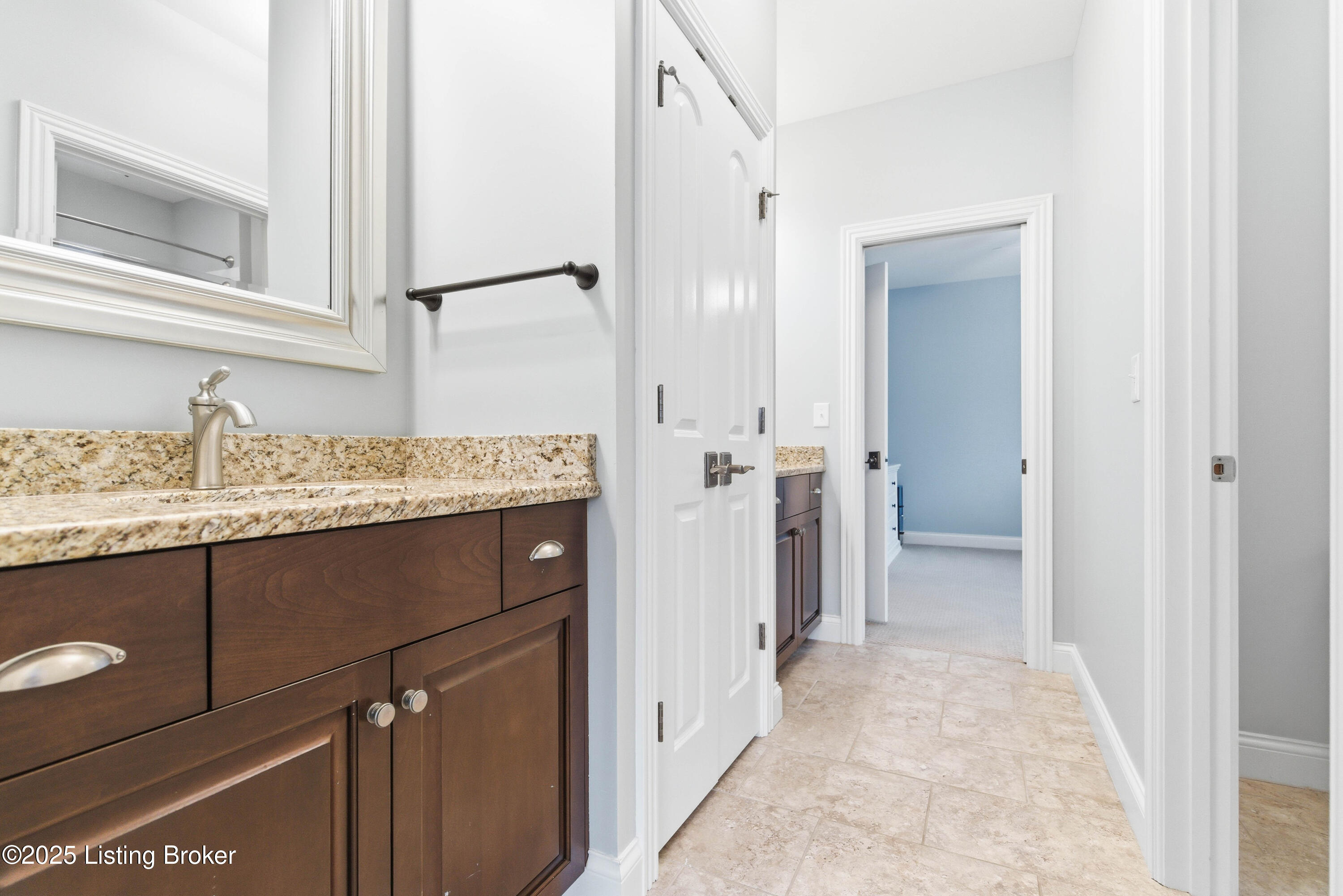 7607 Beechspring Farm Blvd